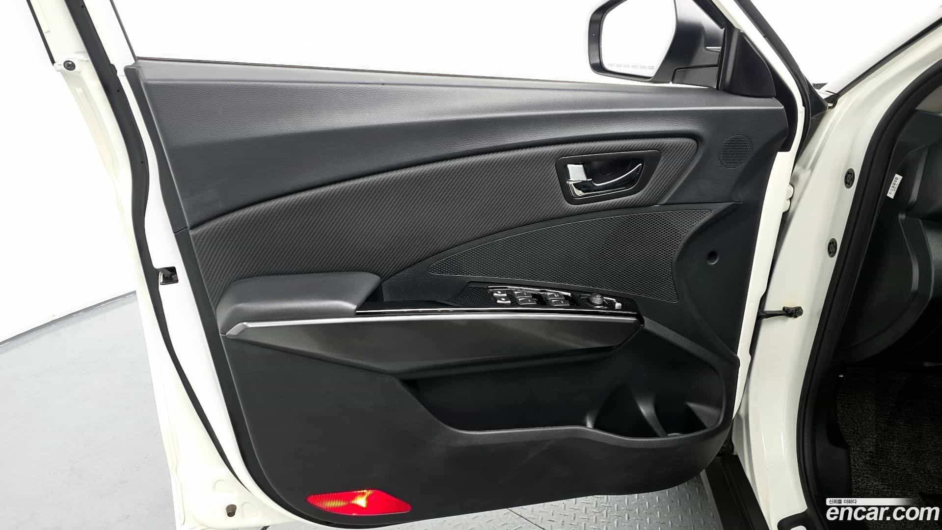 TIBOLI KG Mobility 2020.3-INNER-034