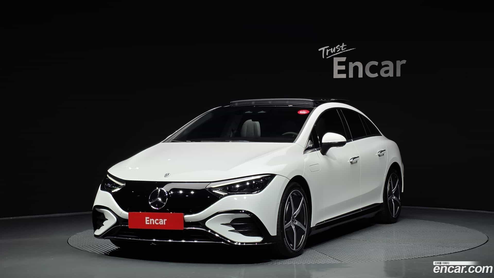 EQE Mercedes-Benz 2023.7-OUTER-001