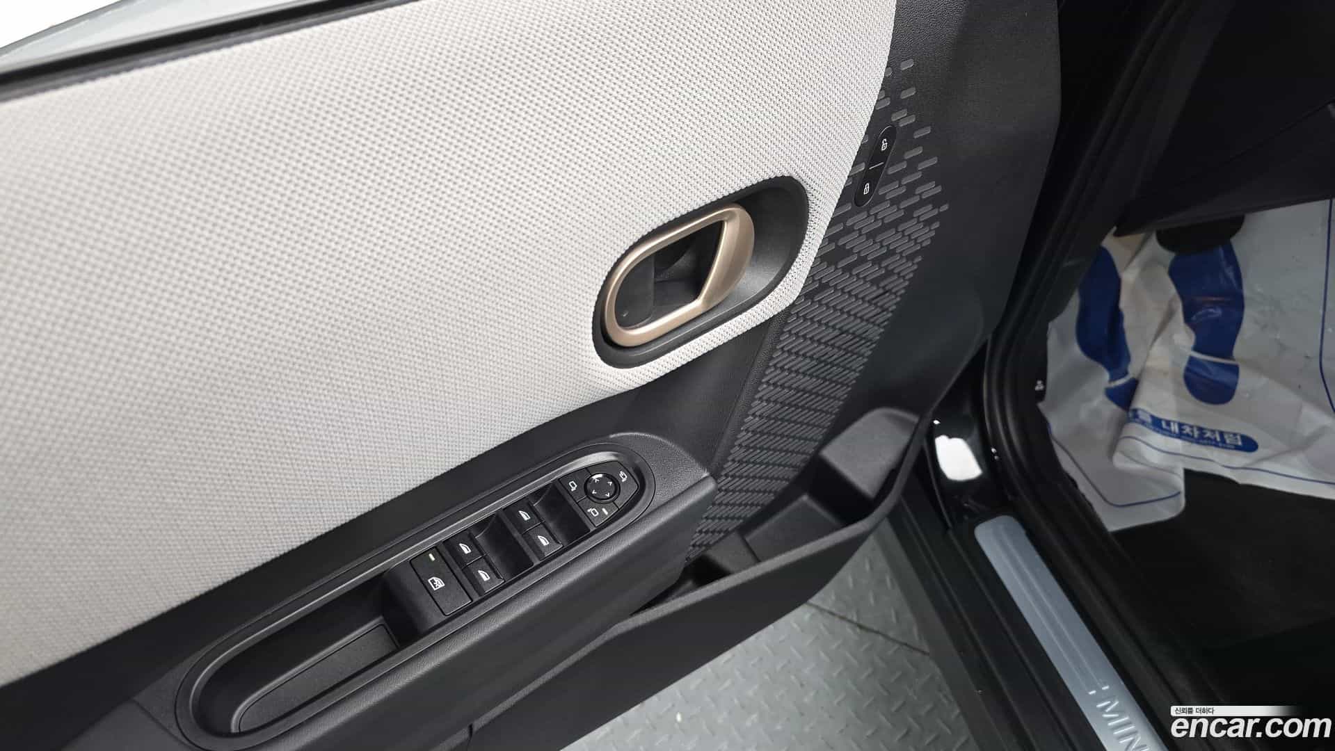 Cooper Mini 2024.10-OPTION-043