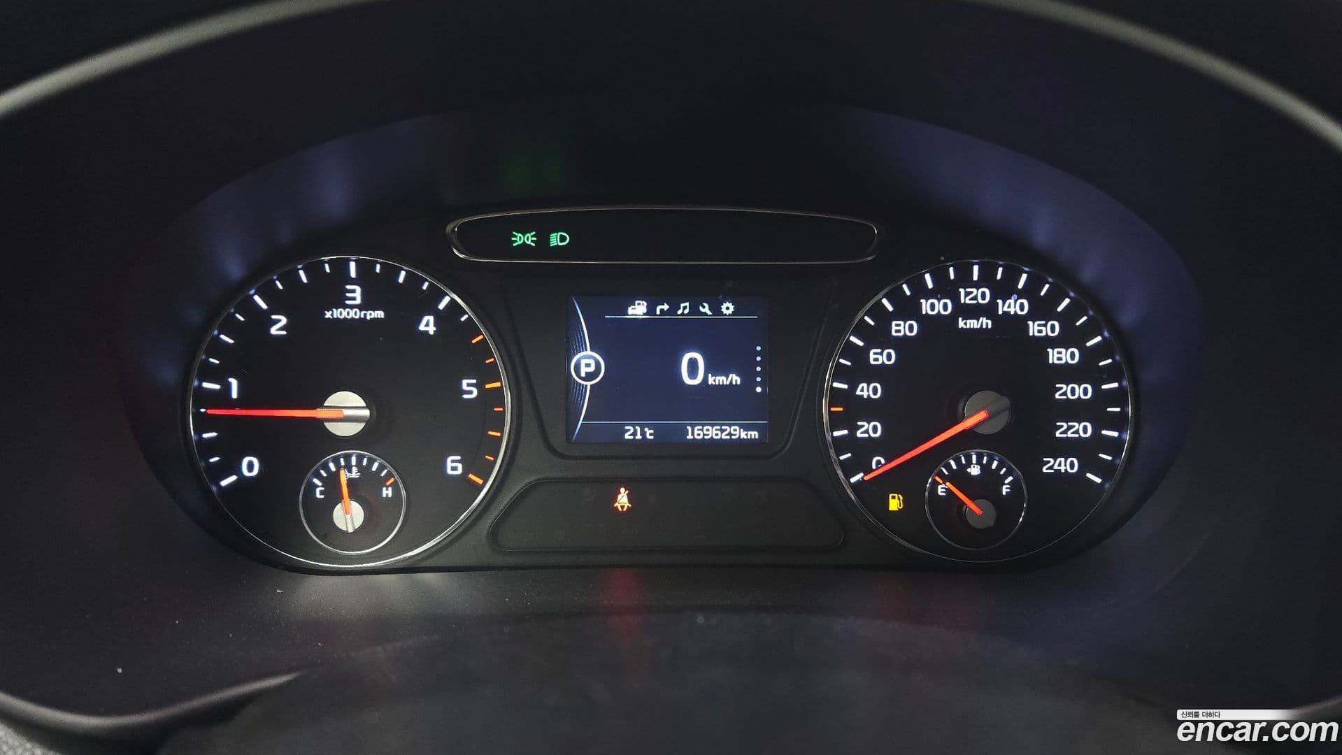 Main__Slider__Photo:Sorento Kia 2014.9-7