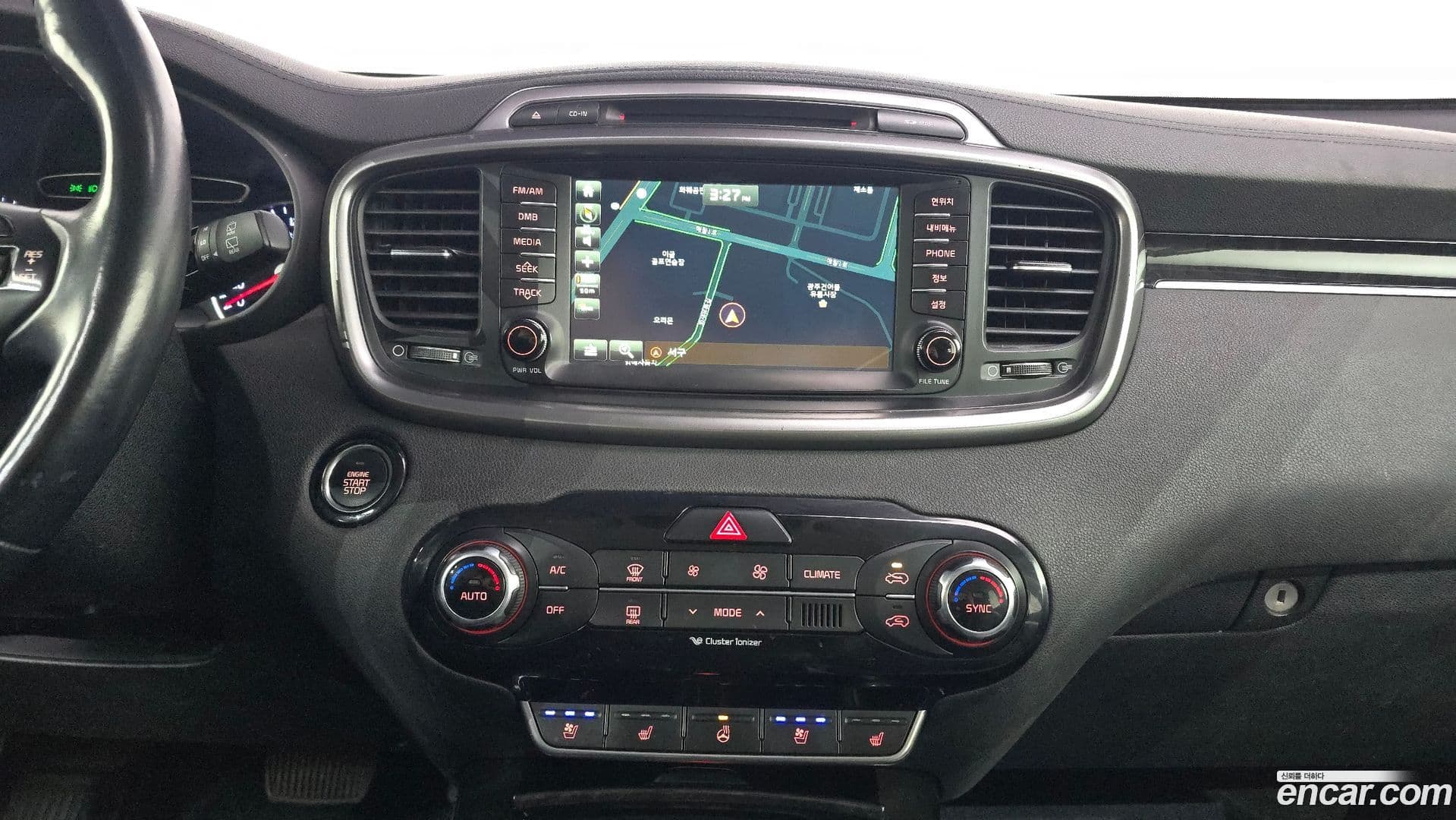 Main__Slider__Photo:Sorento Kia 2014.9-13