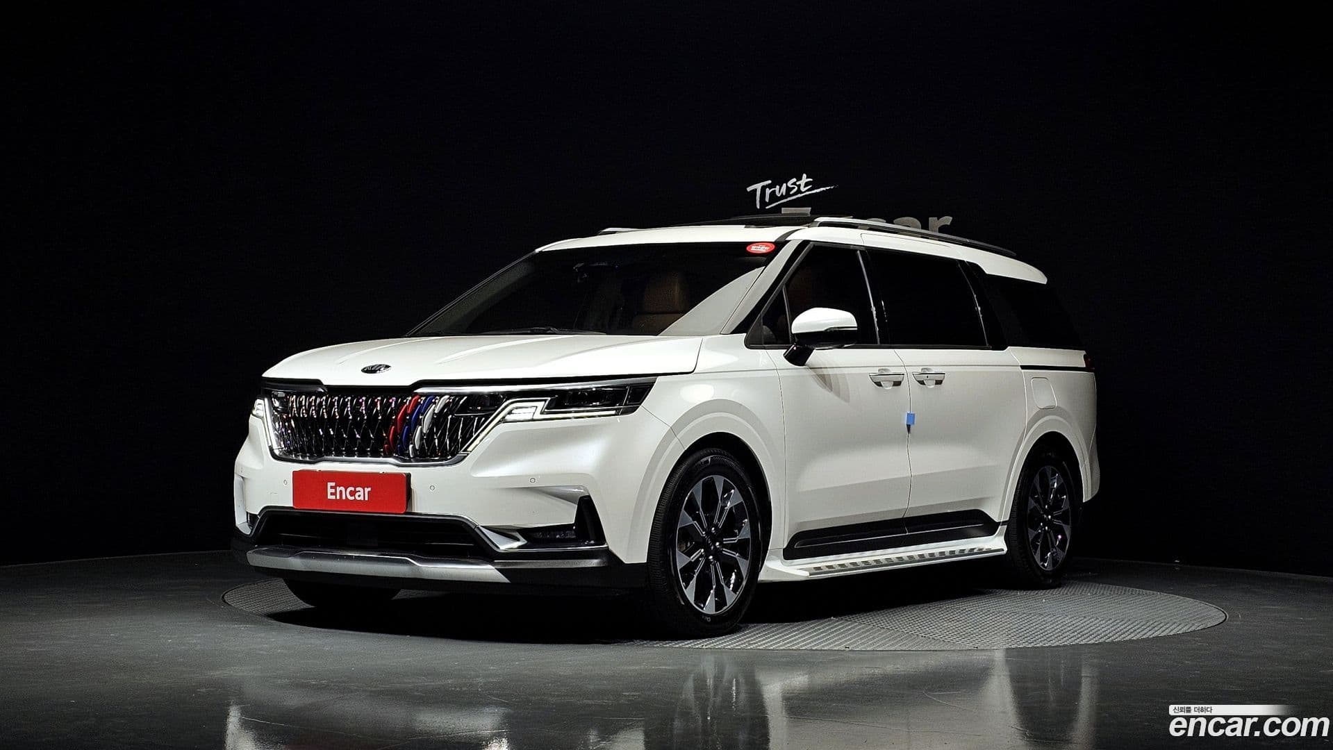 Main__Slider__Photo:Canival Kia 2021.3-0