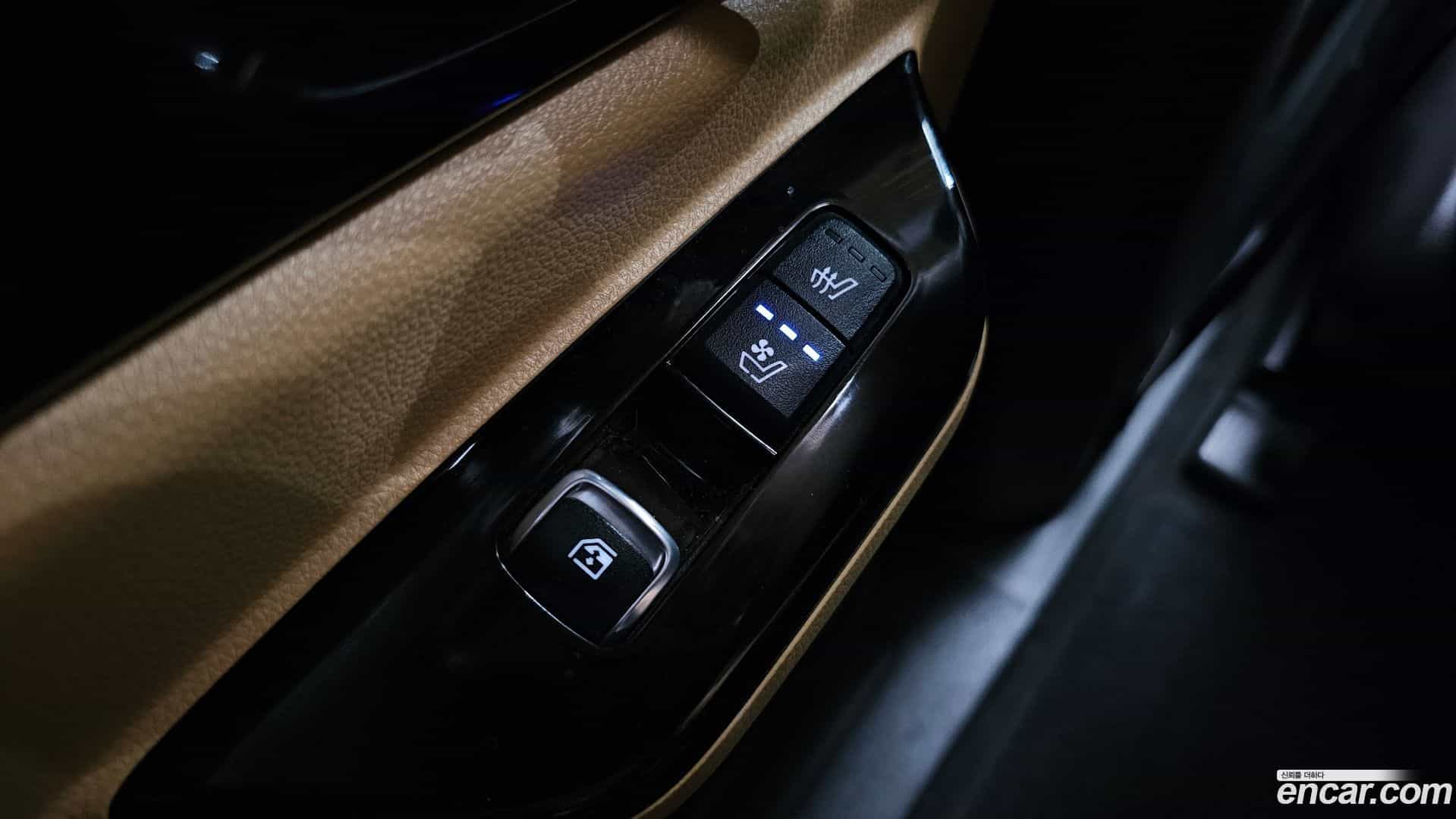 Canival Kia 2021.3-OPTION-022