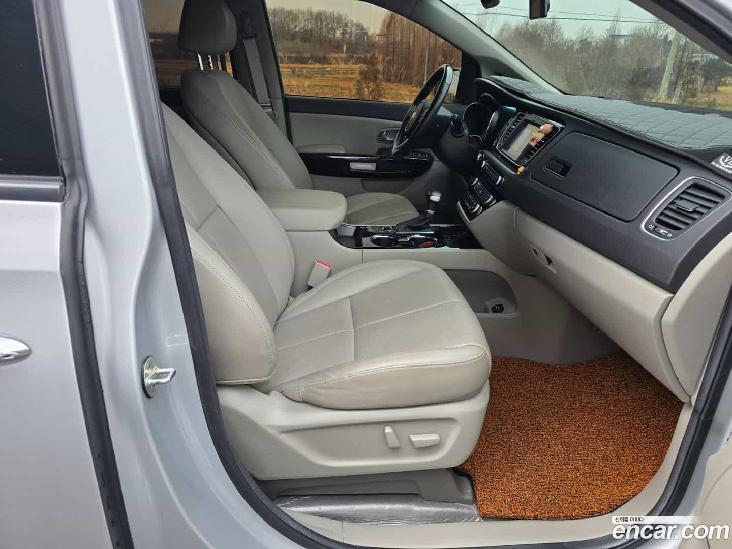 Canival Kia 2019.2-OPTION-019