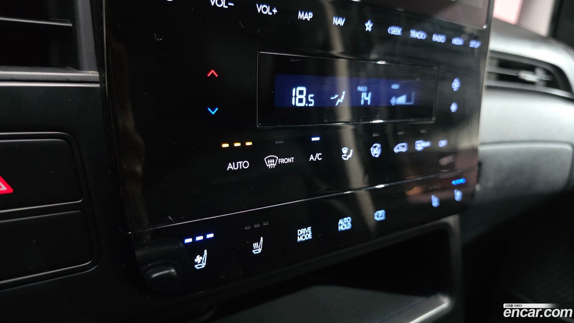 Main__Slider__Photo:Staria Hyundai 2021.5-18