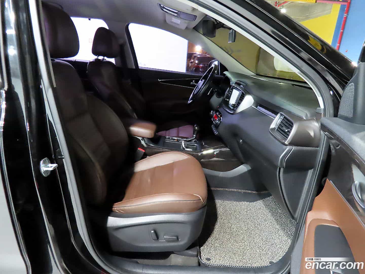 Sorento Kia 2017.1-INNER-008