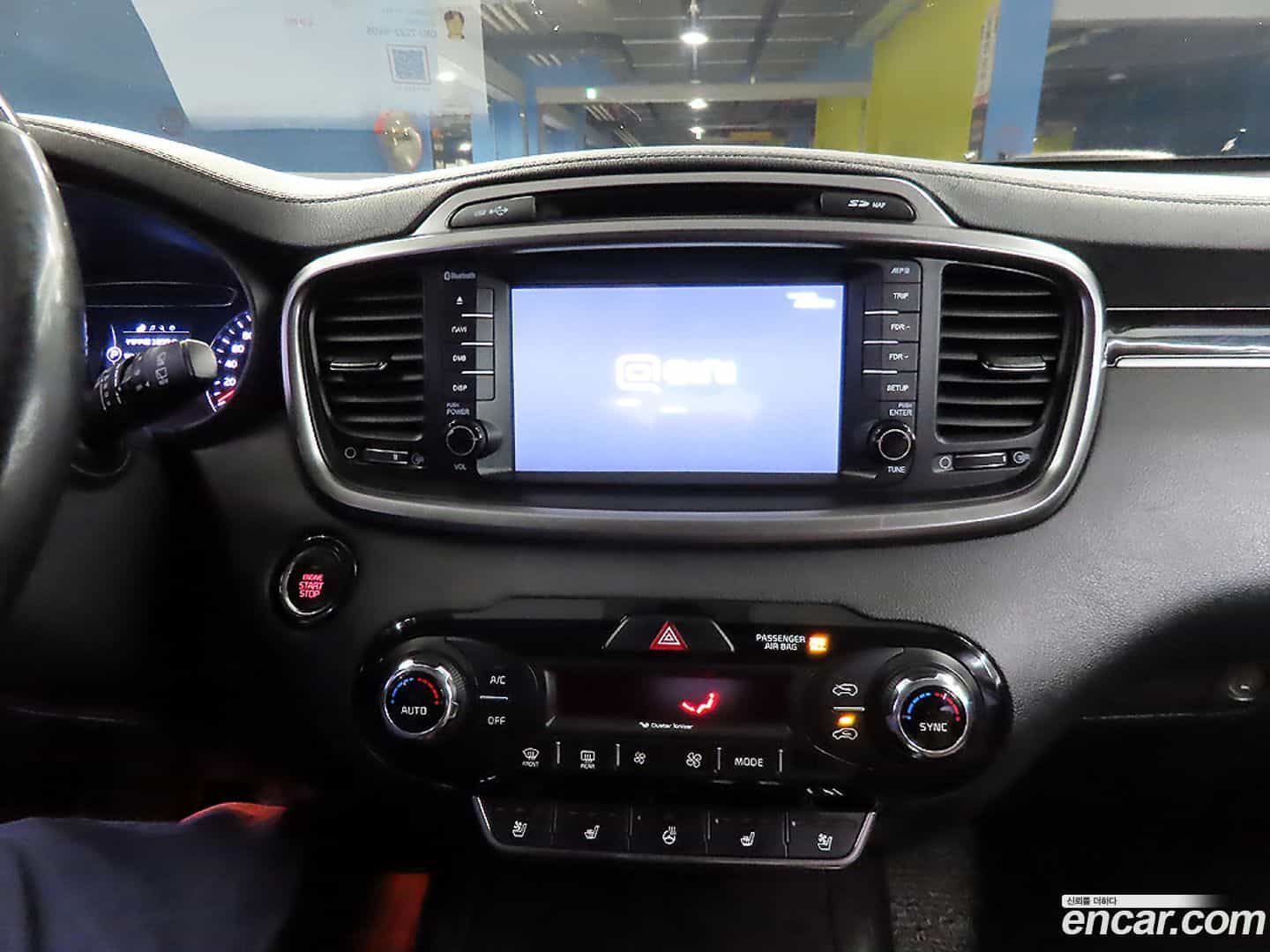 Sorento Kia 2017.1-OPTION-016