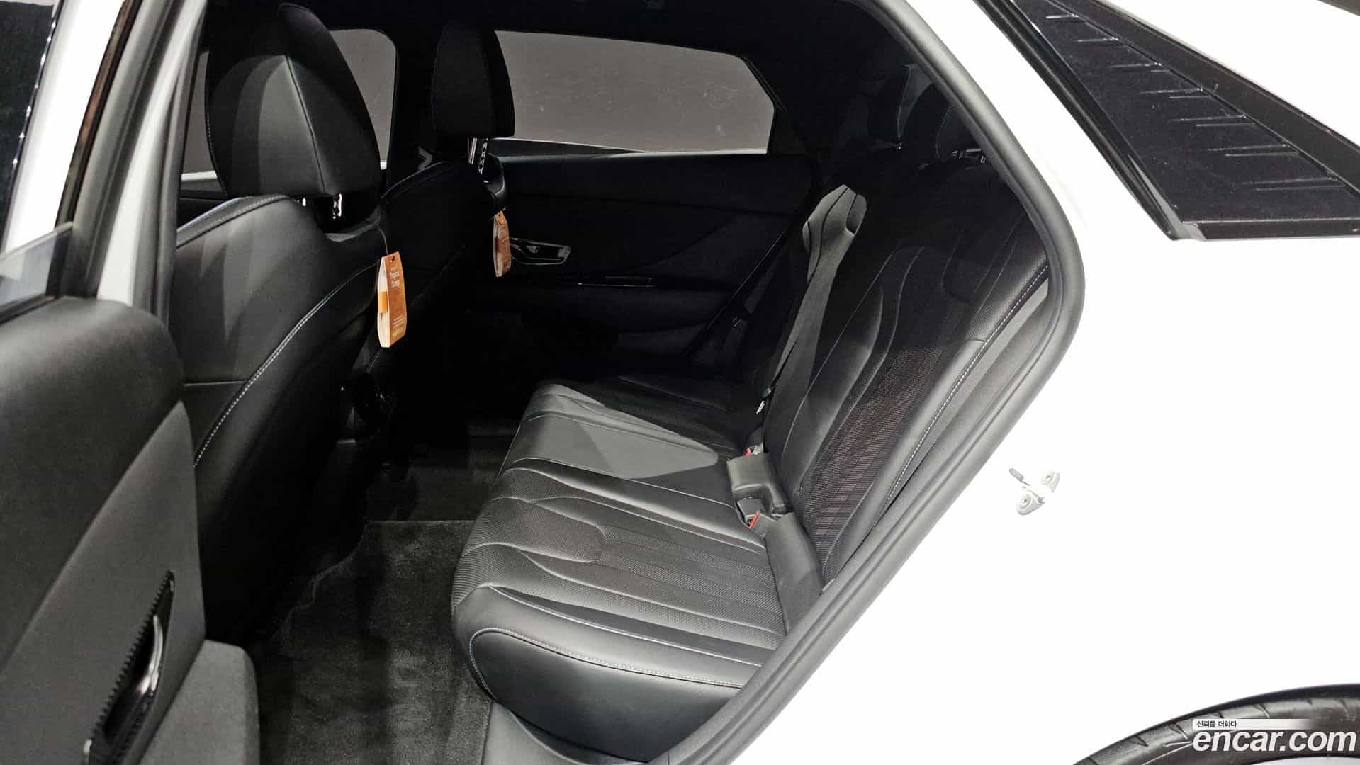 AVANTE Hyundai 2021.7-INNER-036