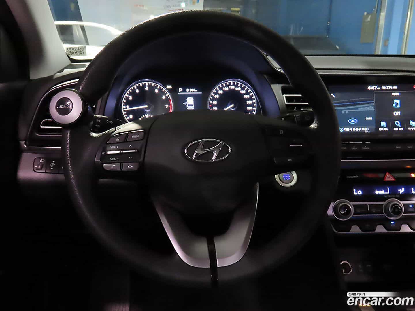 AVANTE Hyundai 2019.6-INNER-010