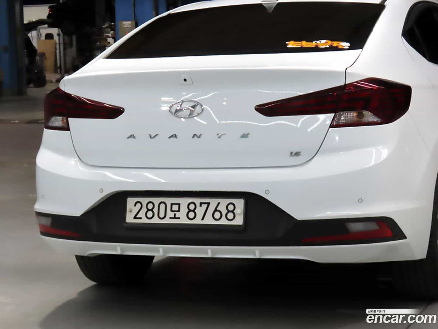 AVANTE Hyundai 2019.6-OPTION-021
