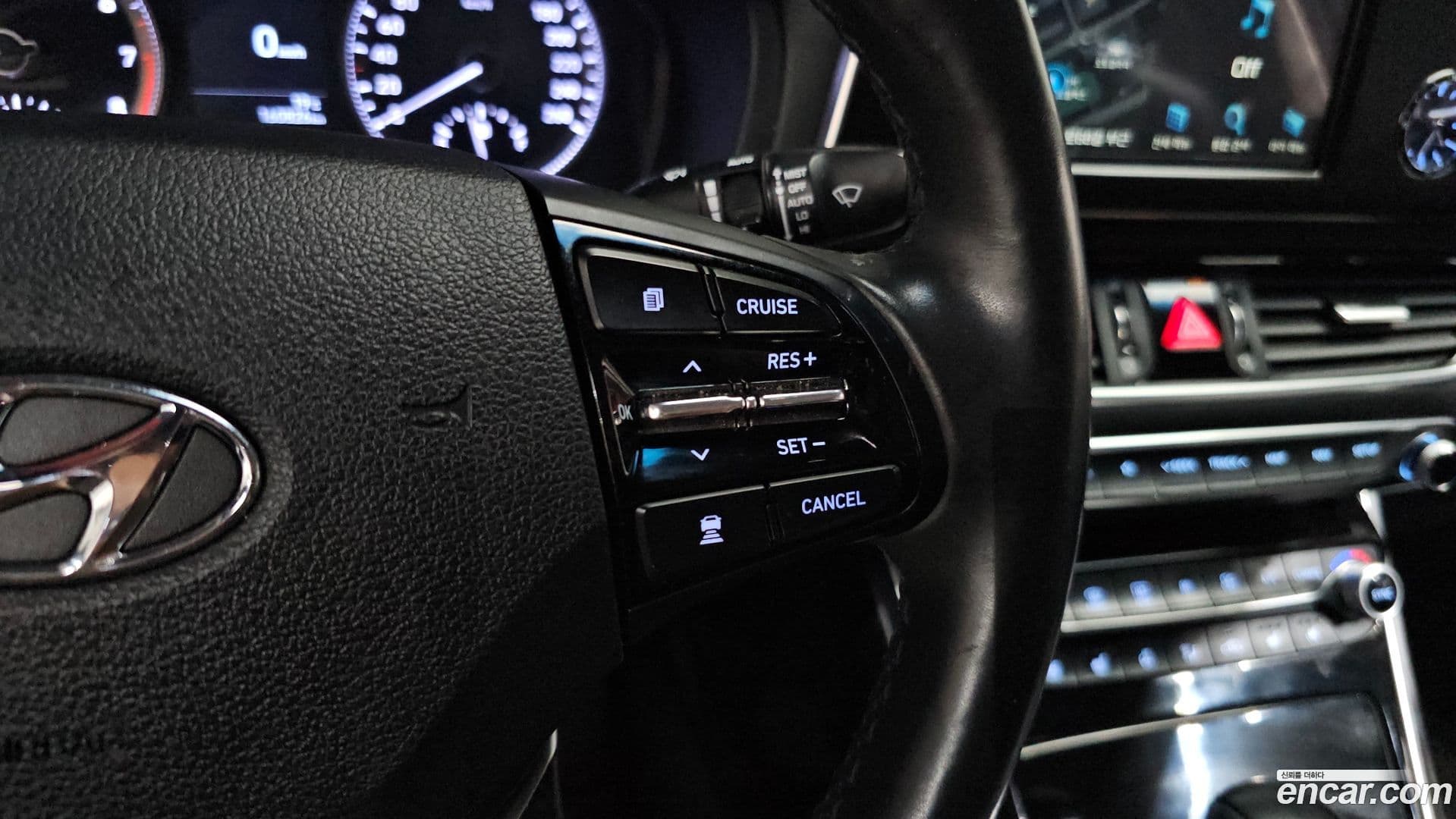 Main__Slider__Photo:Grandeur Hyundai 2019.6-15