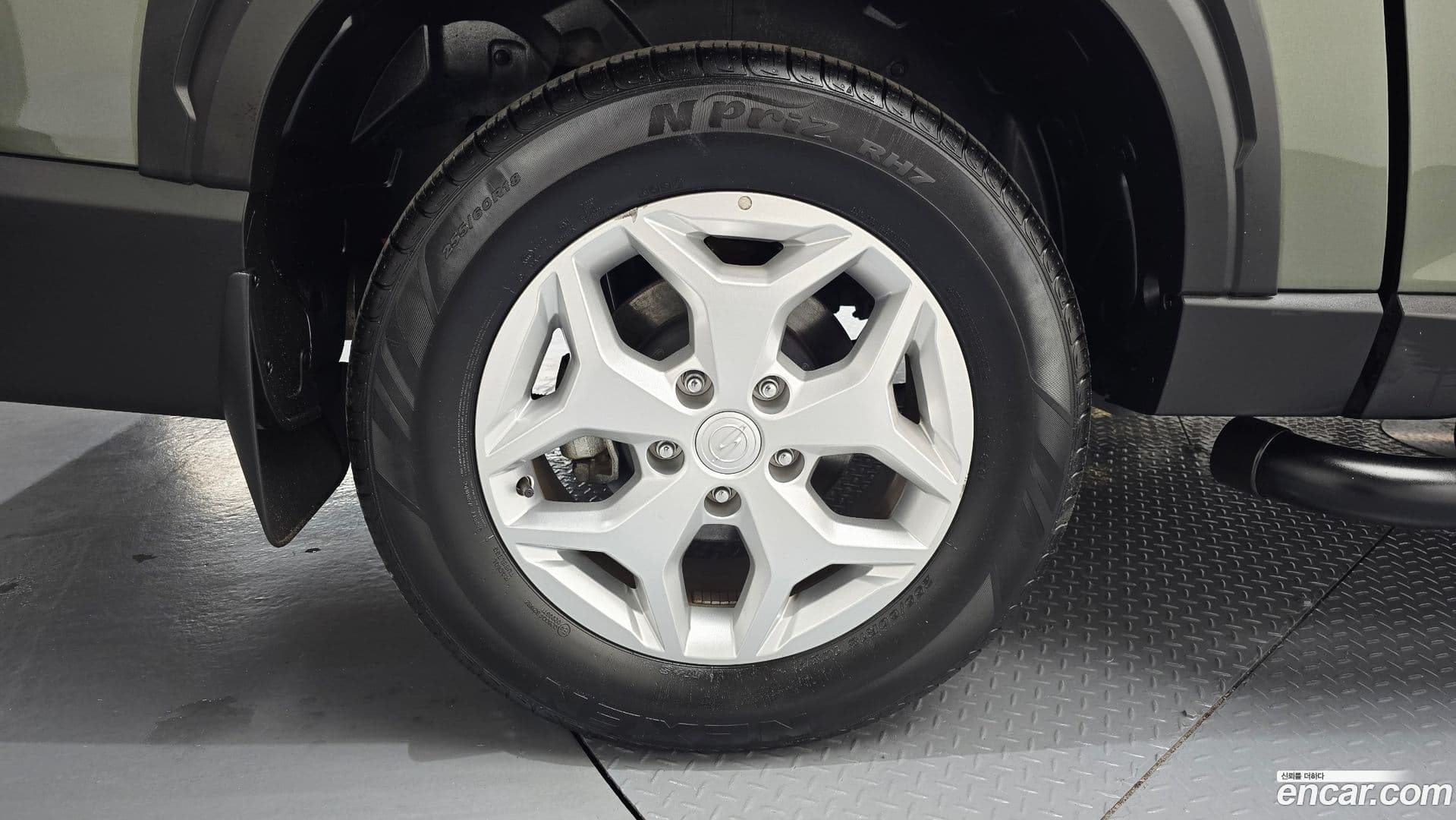 Main__Slider__Photo:Rexton KG Mobility 2023.0-4
