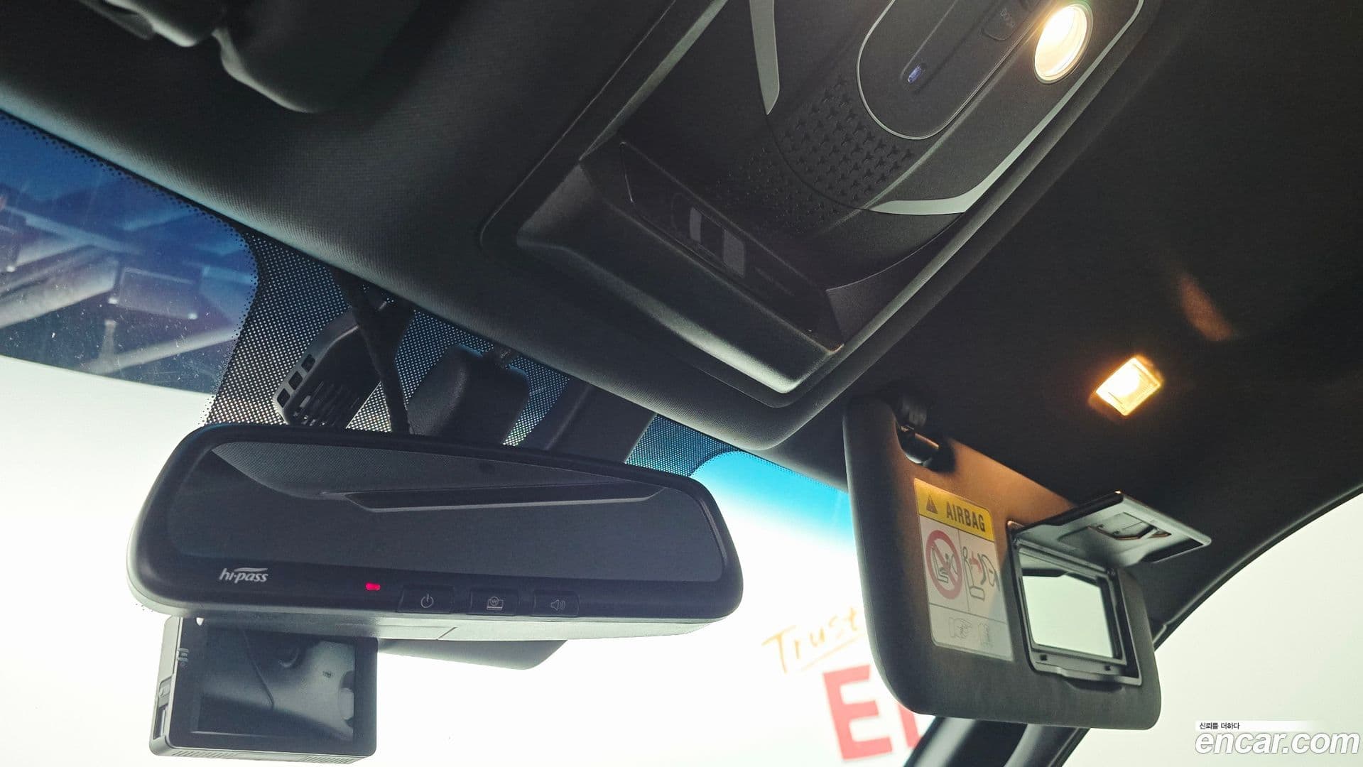 Main__Slider__Photo:Rexton KG Mobility 2023.0-26