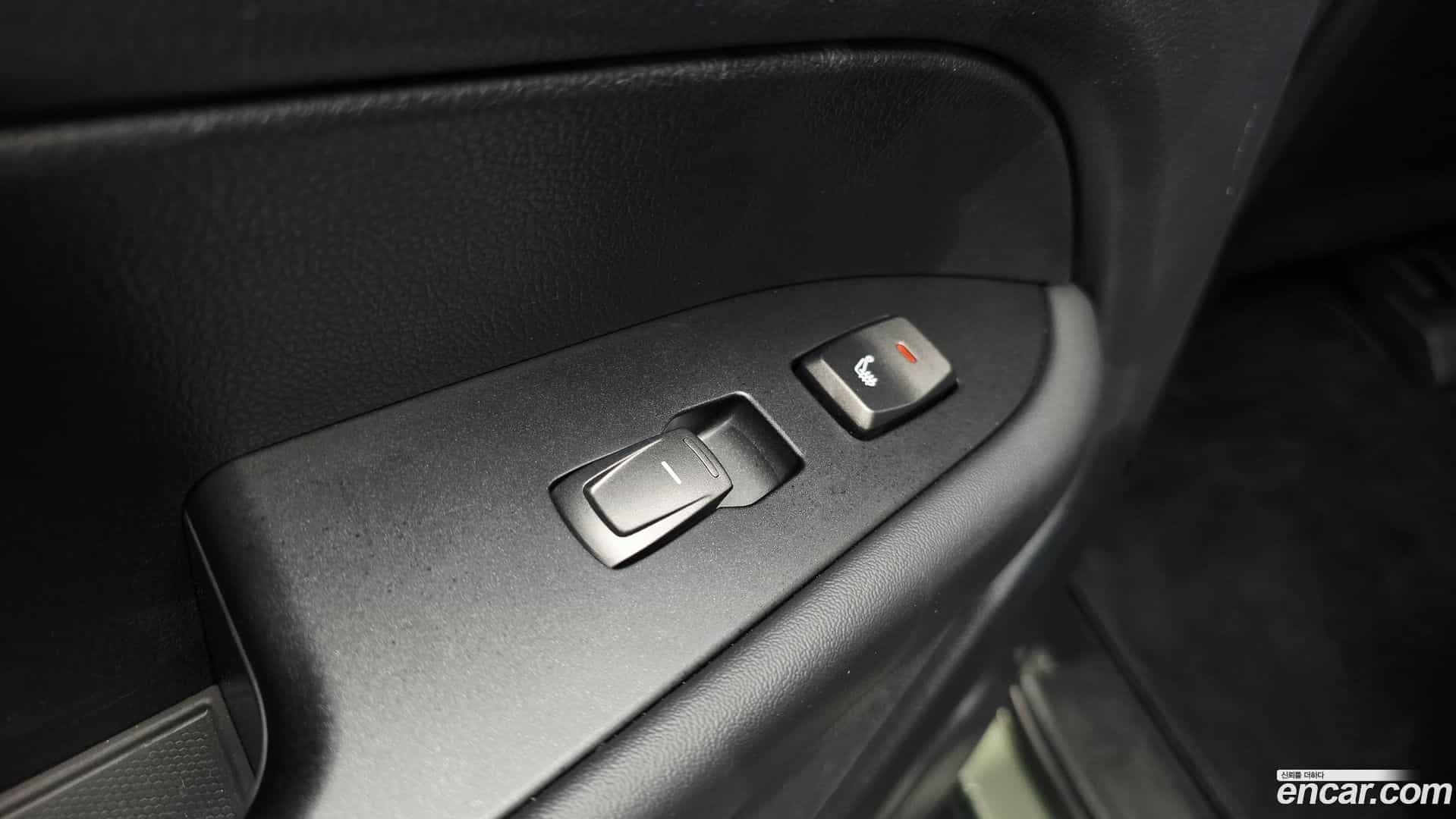 Rexton KG Mobility 2023.0-OPTION-043