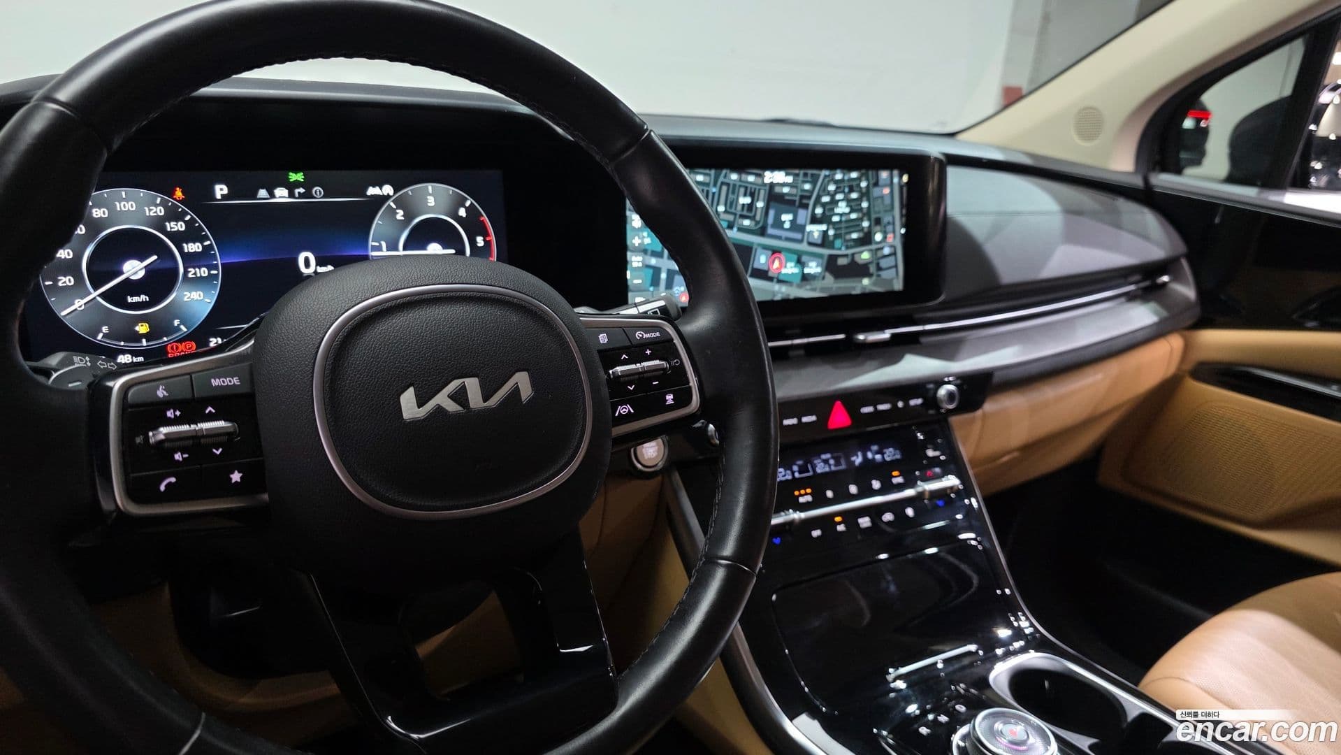 Main__Slider__Photo:Canival Kia 2022.3-29