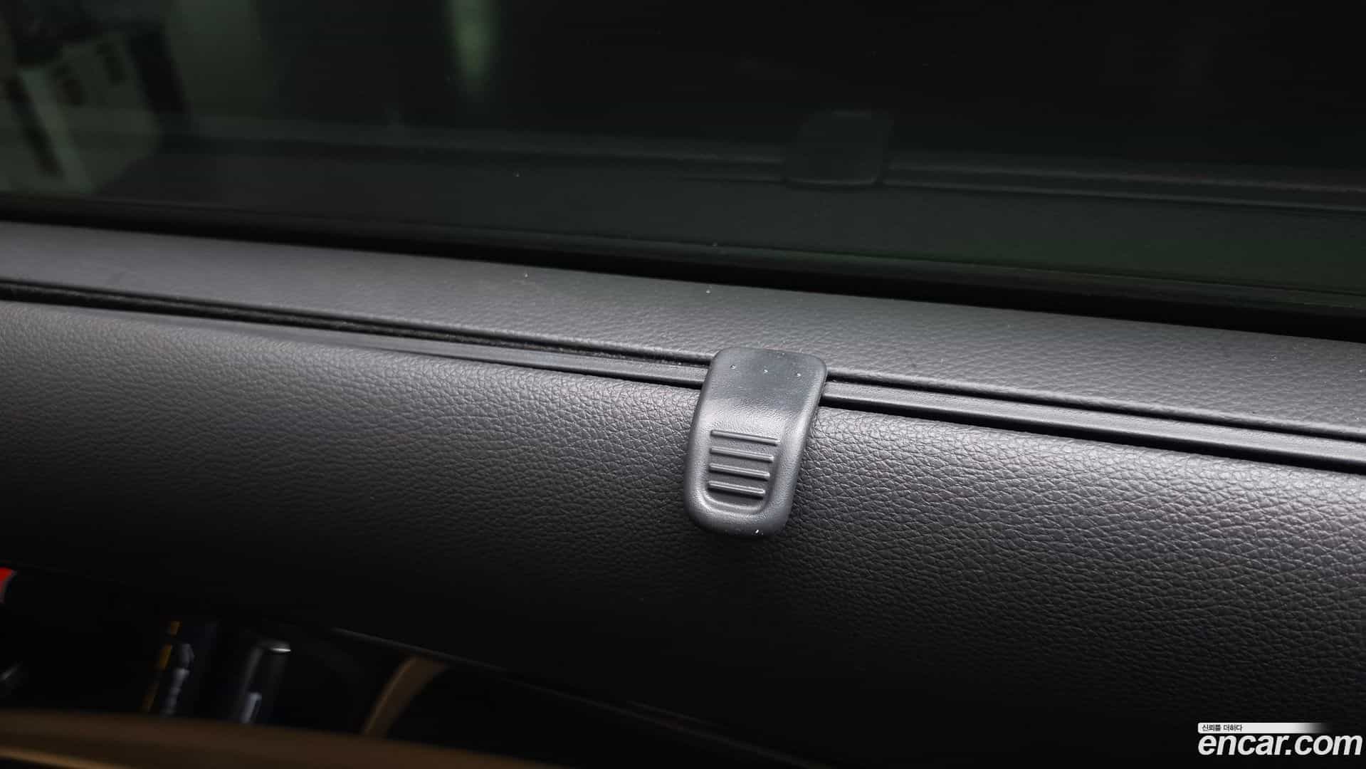 Canival Kia 2022.3-OPTION-045