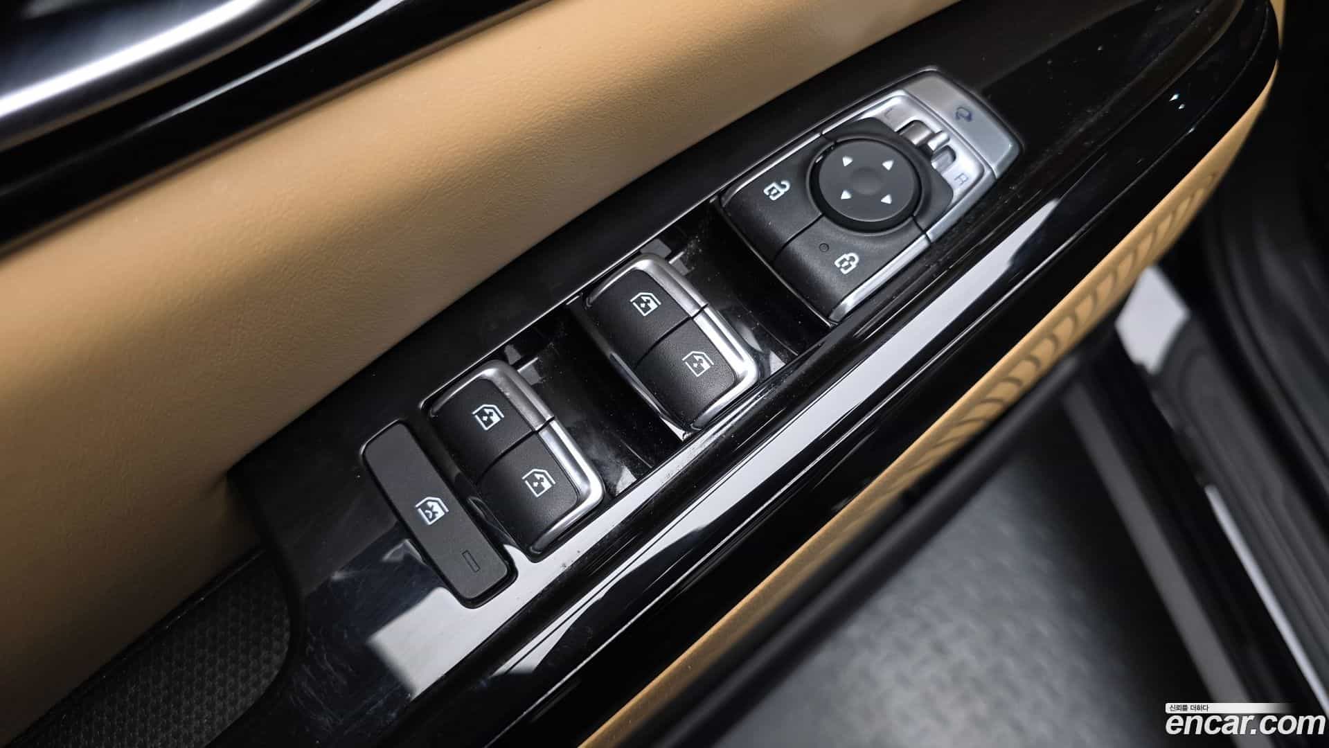 Canival Kia 2022.3-OPTION-051