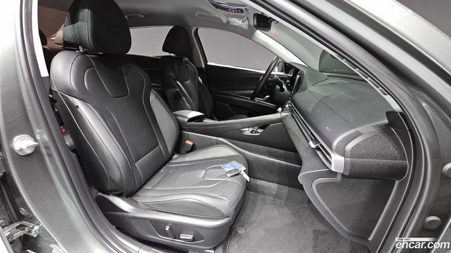 AVANTE Hyundai 2022.7-INNER-010