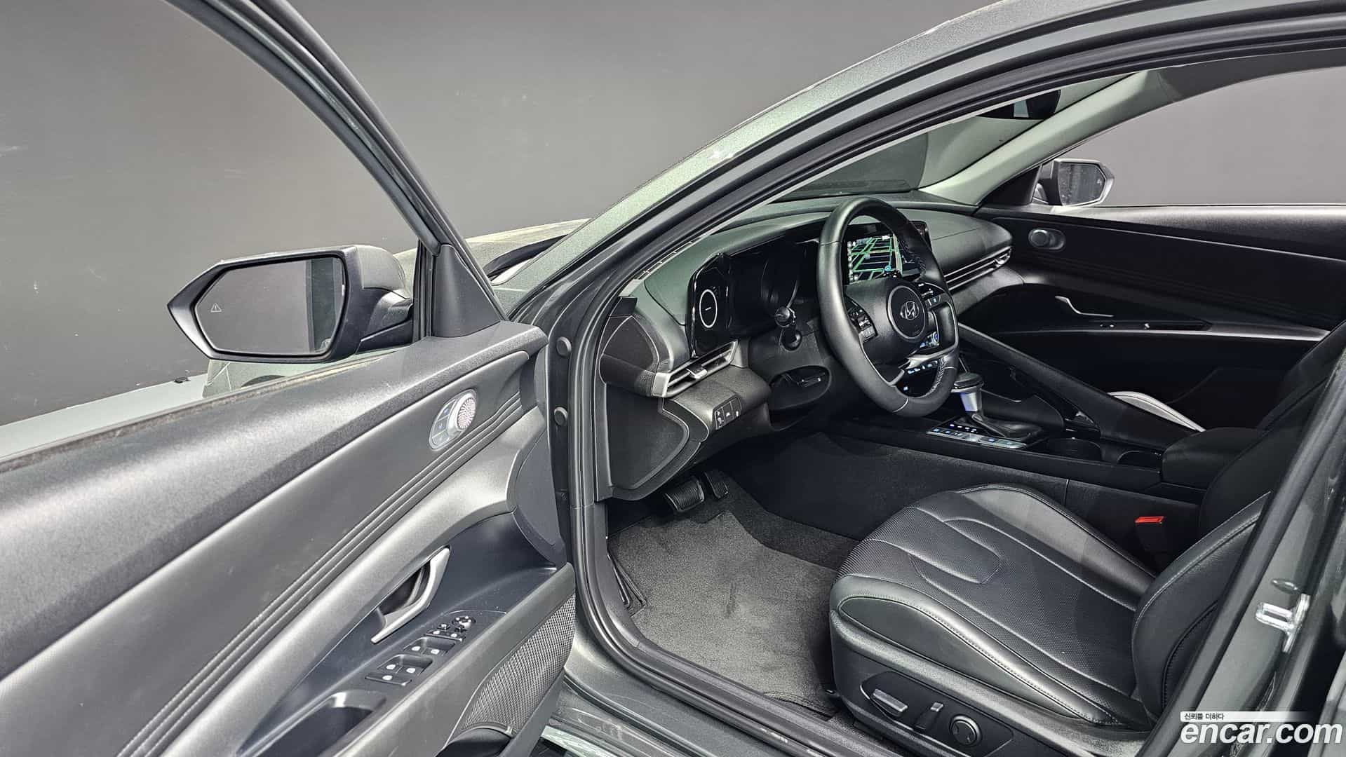 AVANTE Hyundai 2022.7-OPTION-015