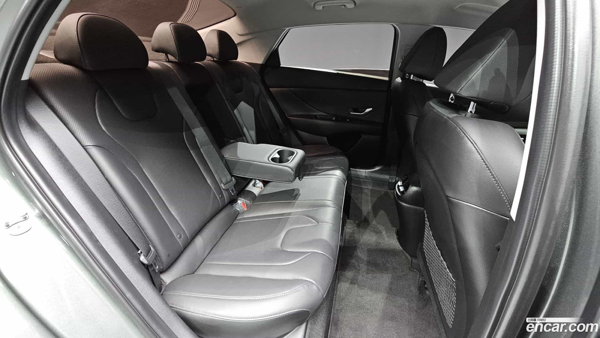 AVANTE Hyundai 2022.7-OPTION-023