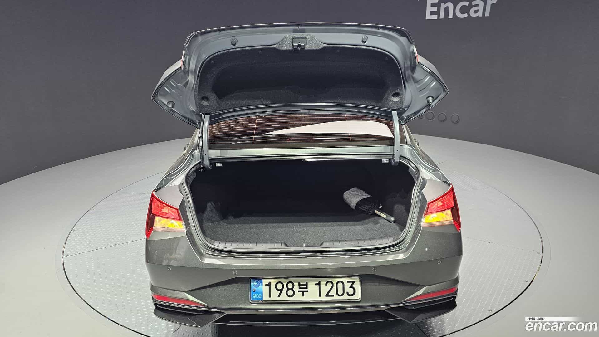 AVANTE Hyundai 2022.7-OPTION-024