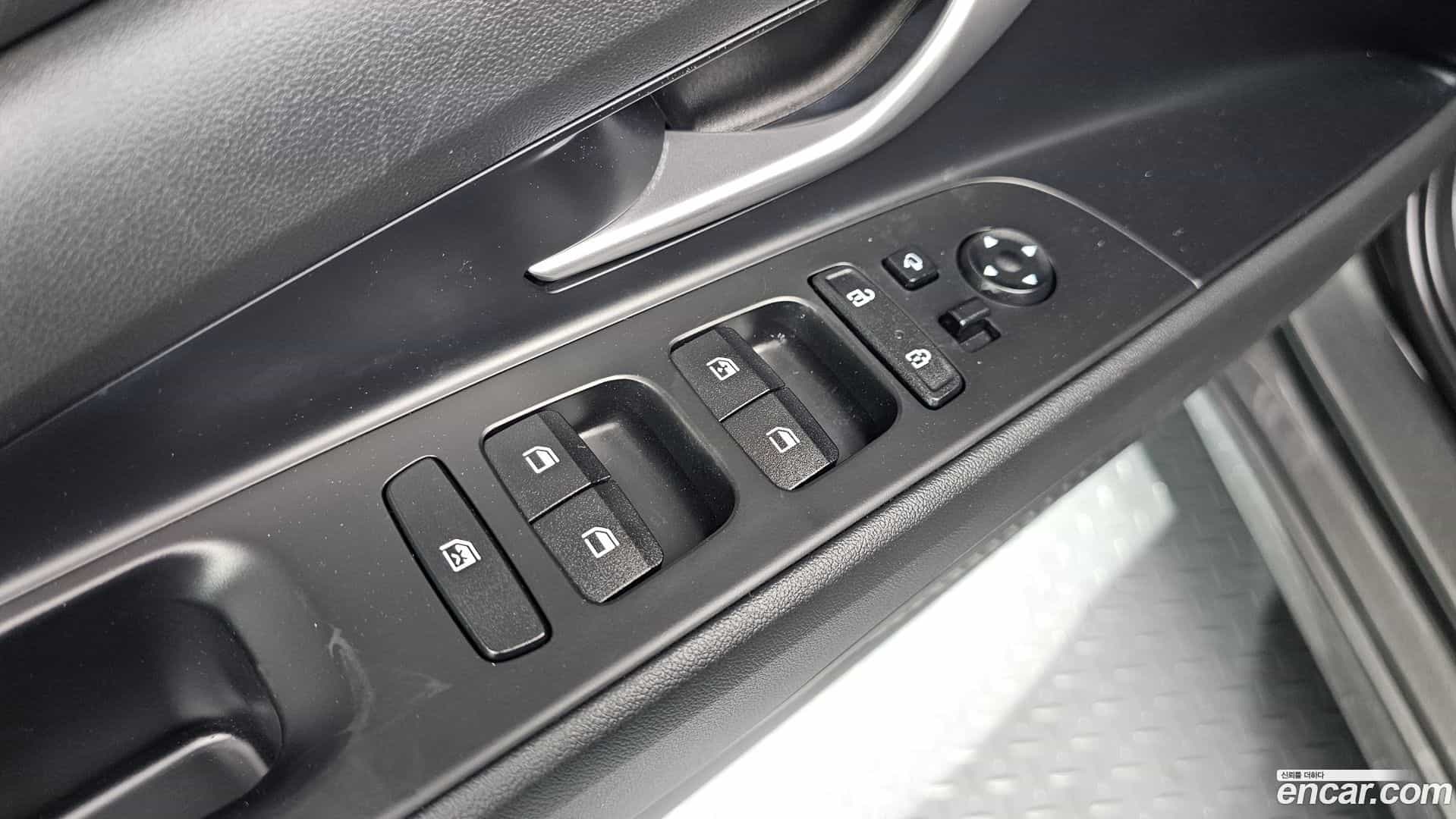 AVANTE Hyundai 2022.7-OPTION-041