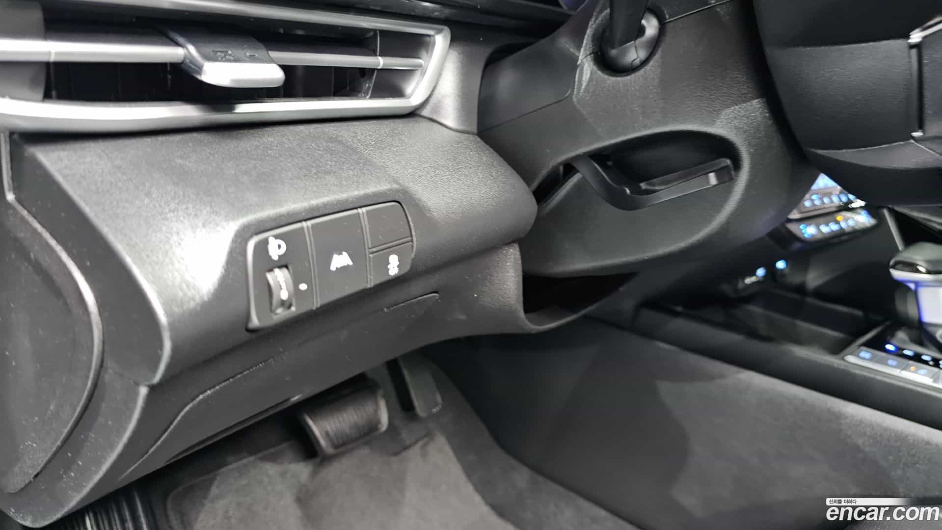 AVANTE Hyundai 2022.7-OPTION-043
