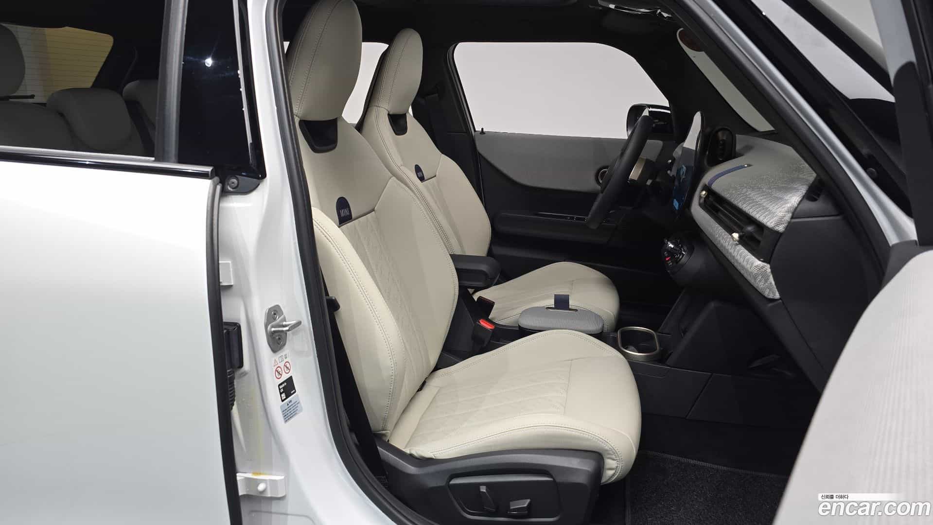 Cooper Mini 2025.7-OPTION-016
