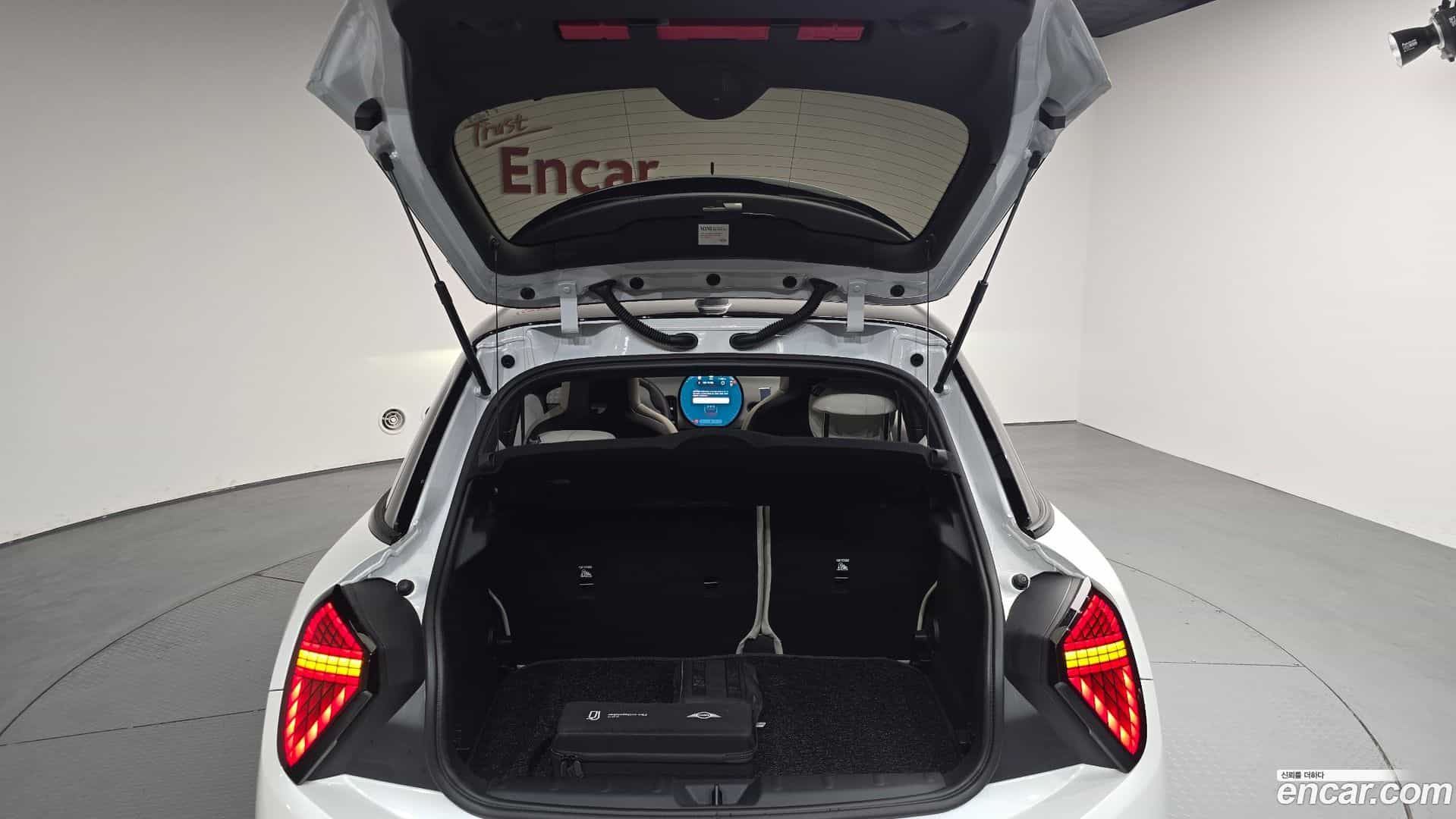 Cooper Mini 2025.7-OPTION-024