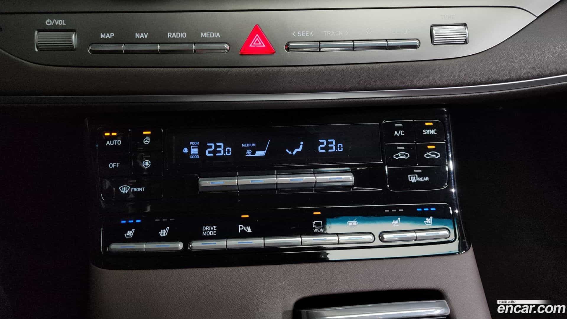Grandeur Hyundai 2019.11-OPTION-044