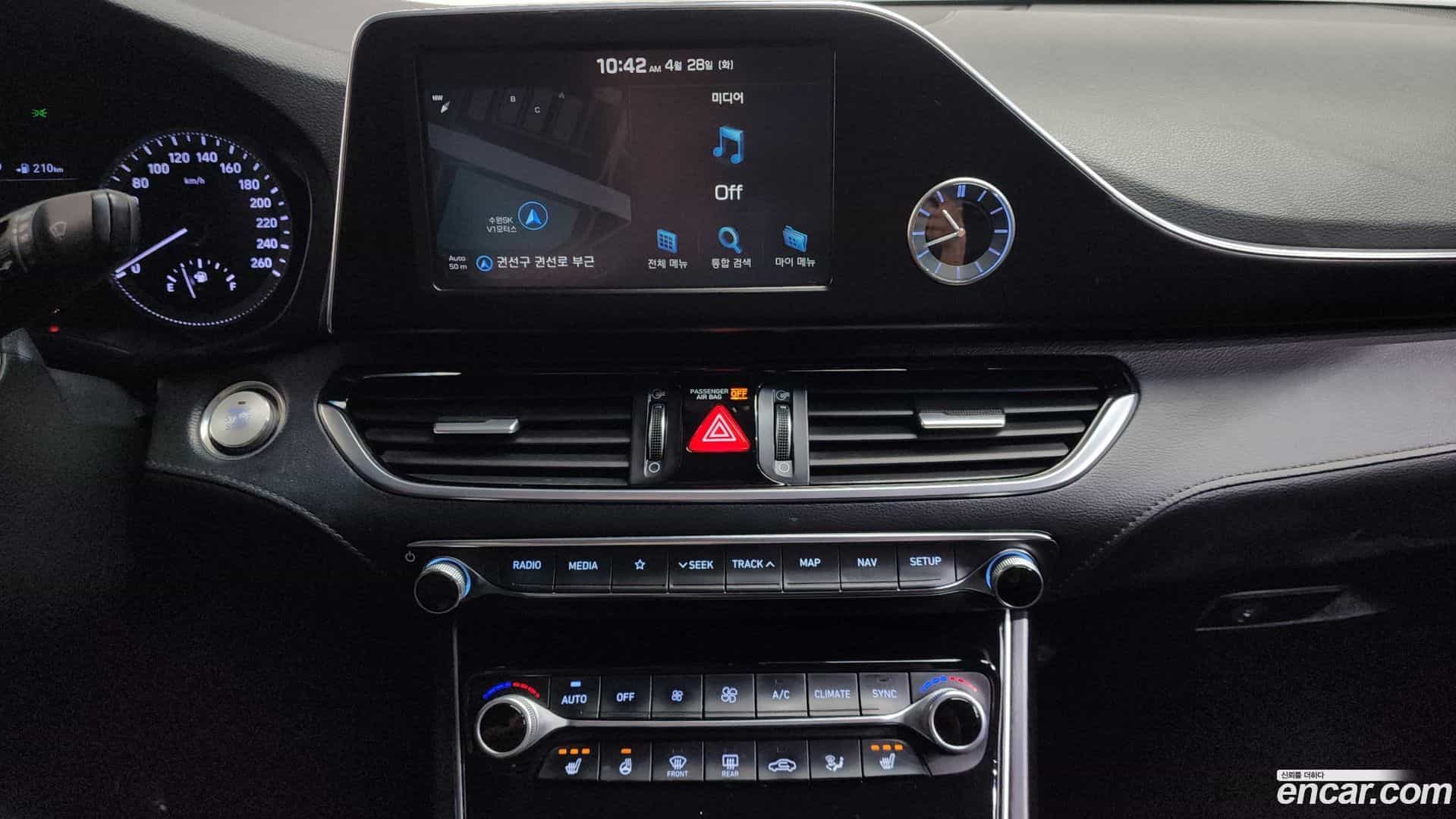 Grandeur Hyundai 2017.5-OPTION-017