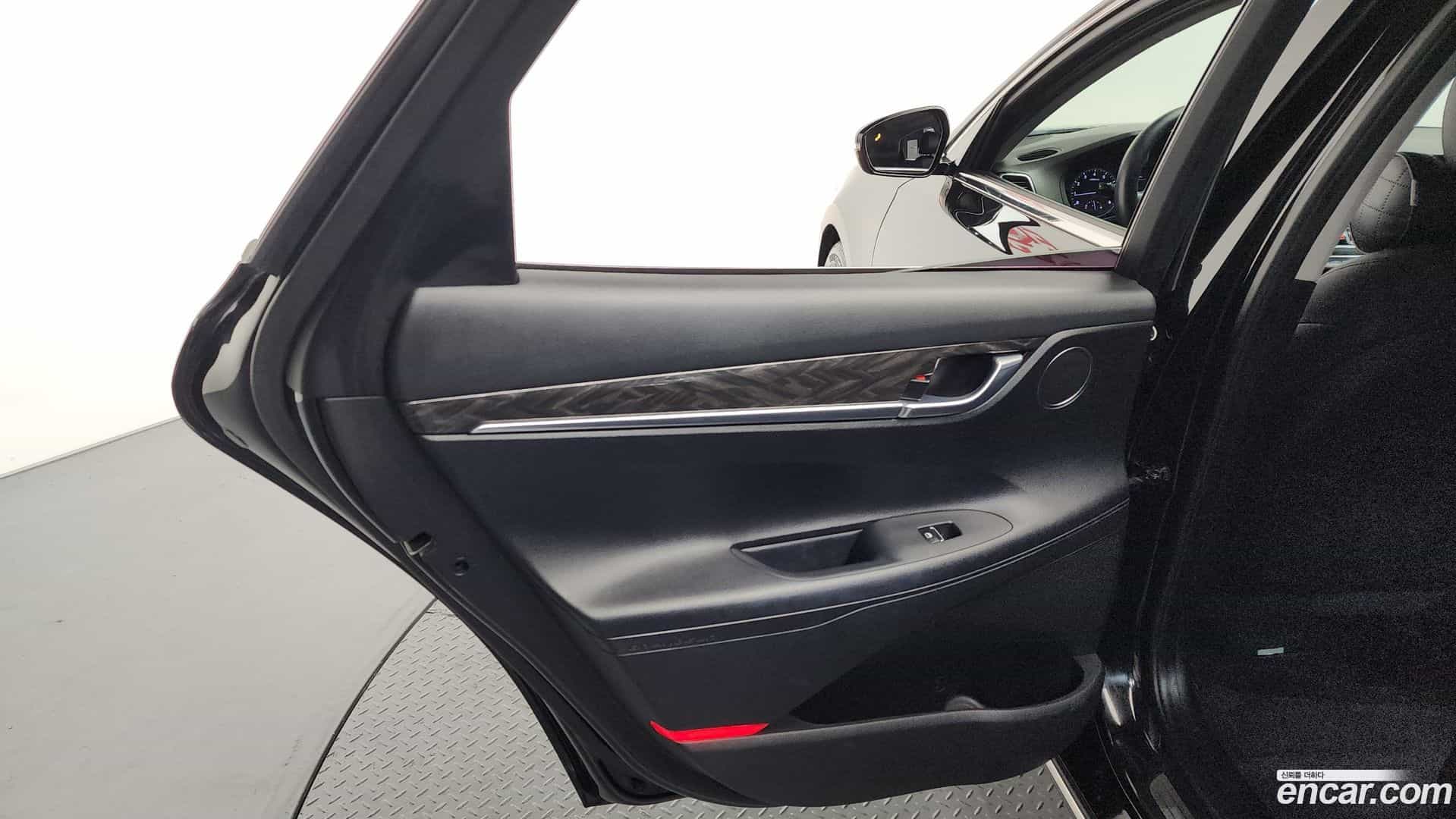 Grandeur Hyundai 2017.5-INNER-035