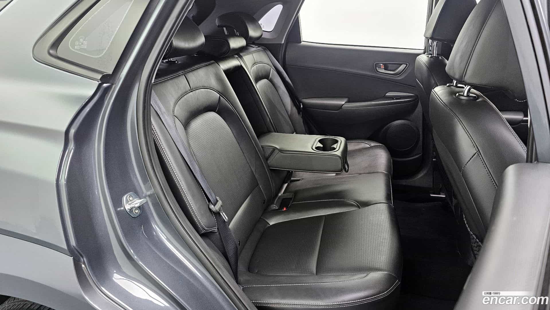 Kona Hyundai 2018.6-OPTION-015
