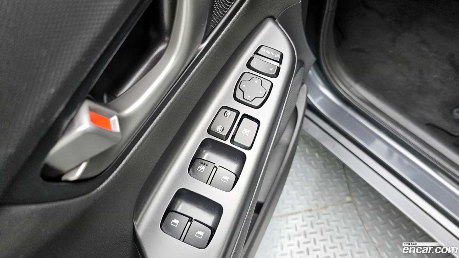 Kona Hyundai 2018.6-OPTION-021