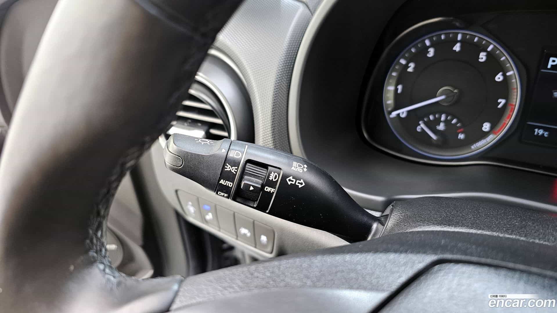 Kona Hyundai 2018.6-OPTION-023