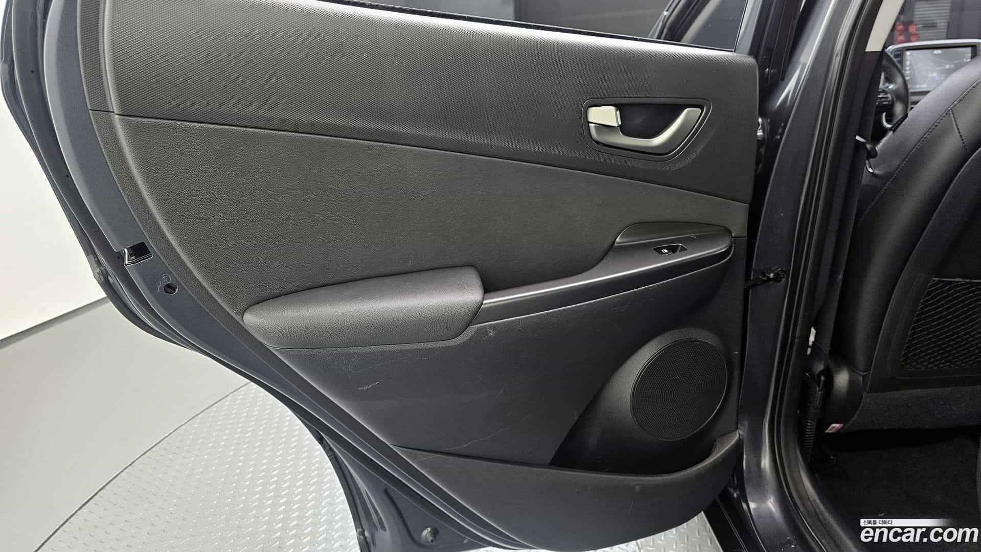 Kona Hyundai 2018.6-INNER-035