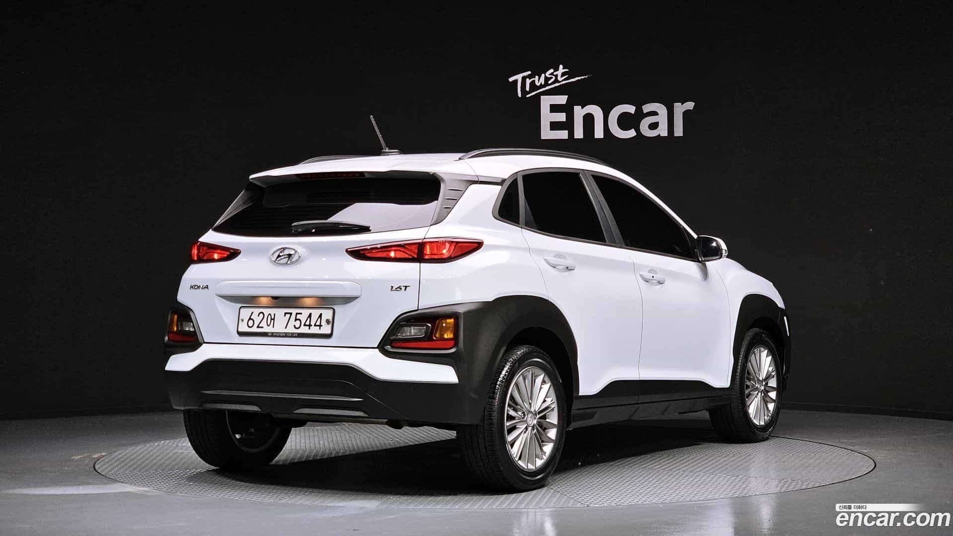 Kona Hyundai 2018.10-OUTER-002
