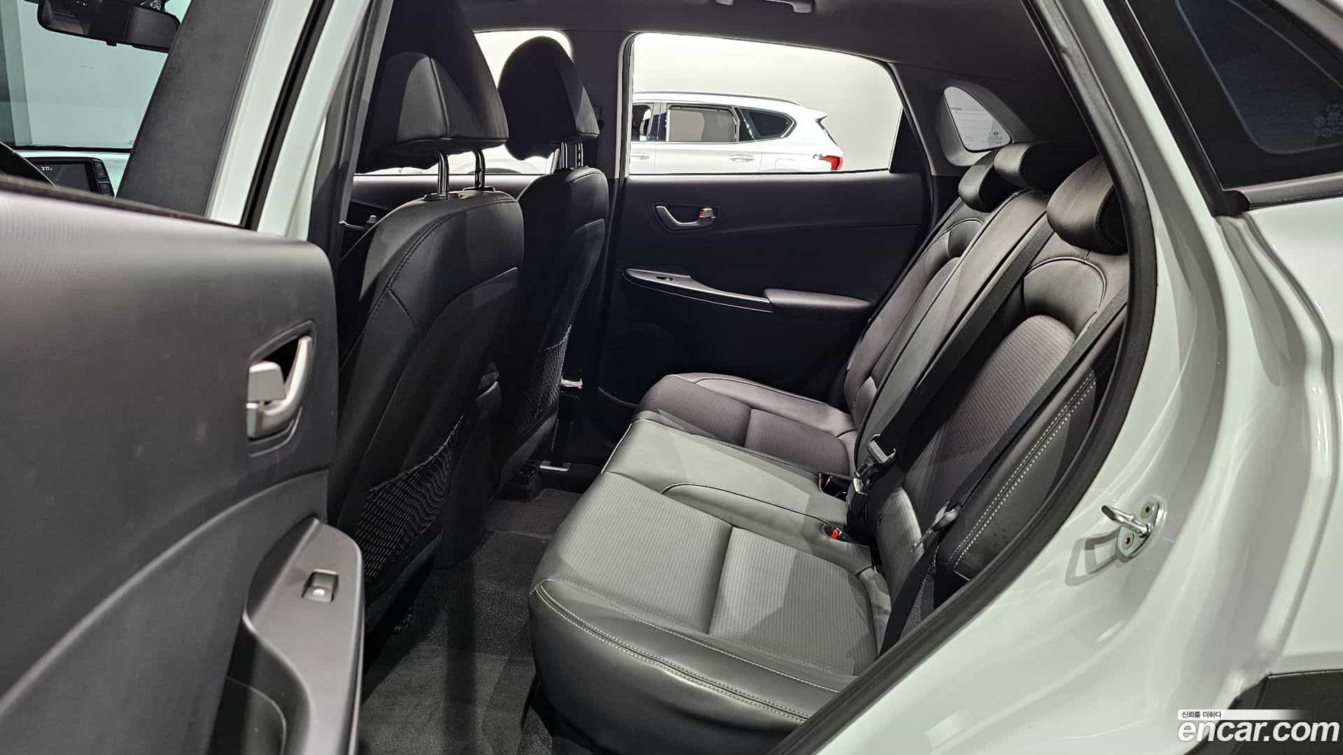 Kona Hyundai 2018.10-OPTION-015