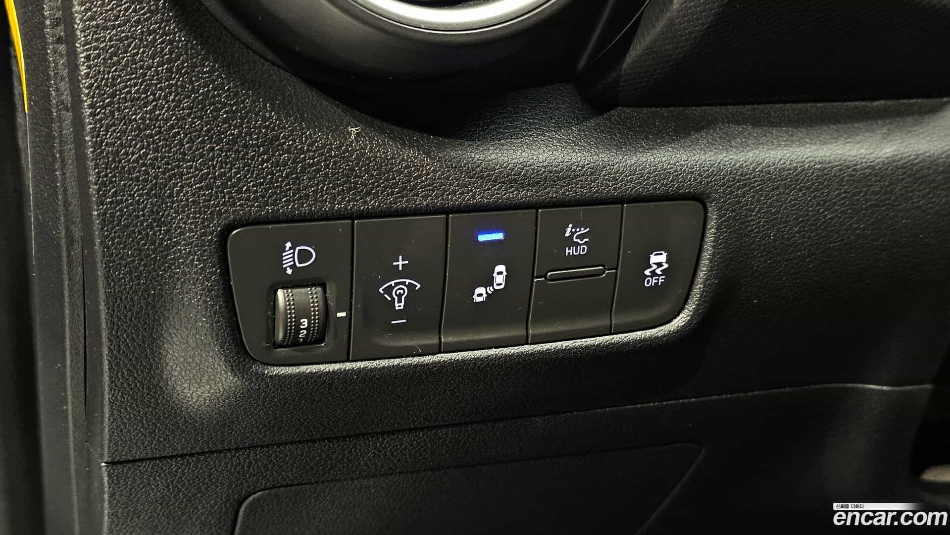 Kona Hyundai 2018.10-OPTION-020