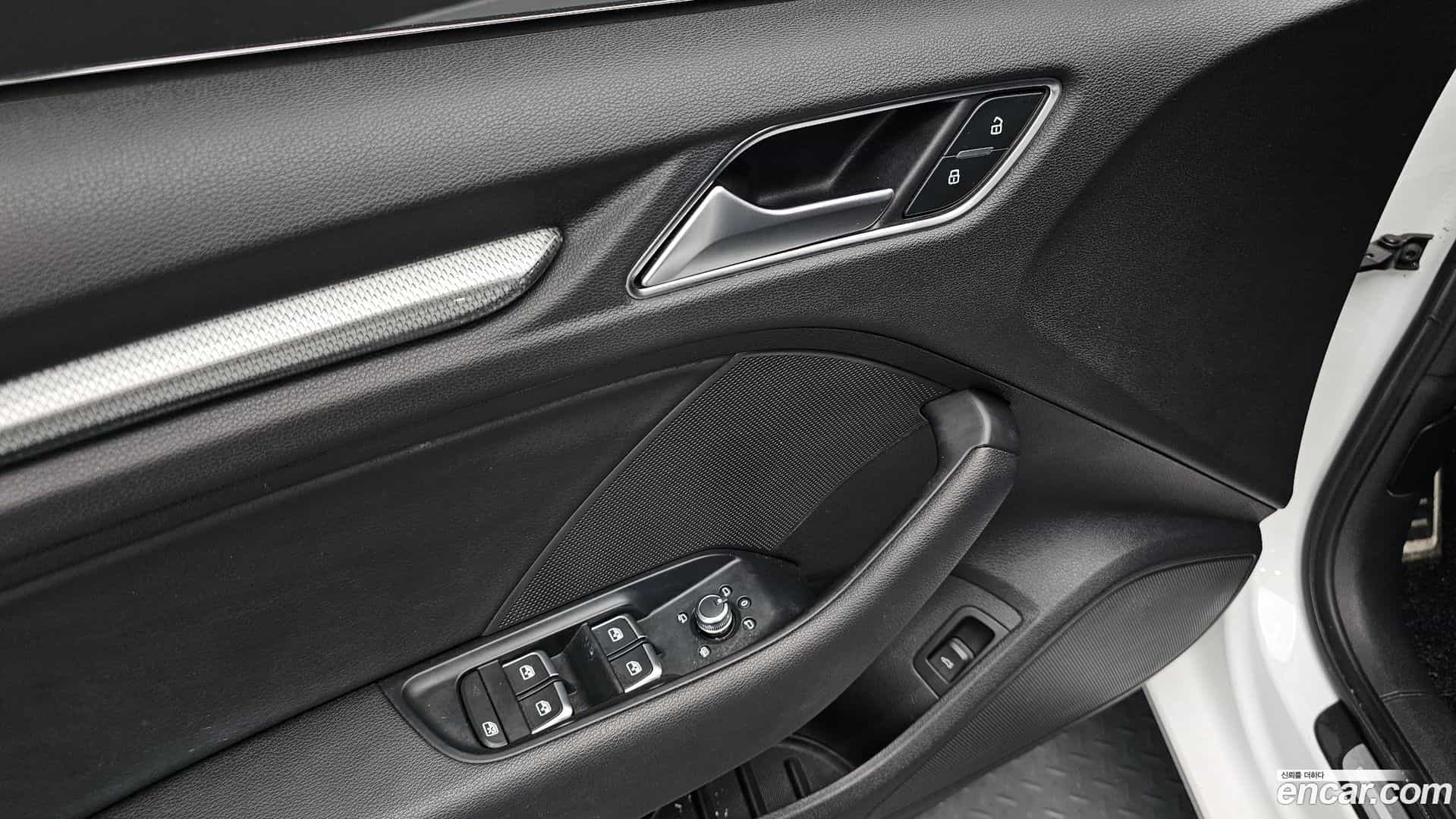 A3 Audi 2018.8-OPTION-021