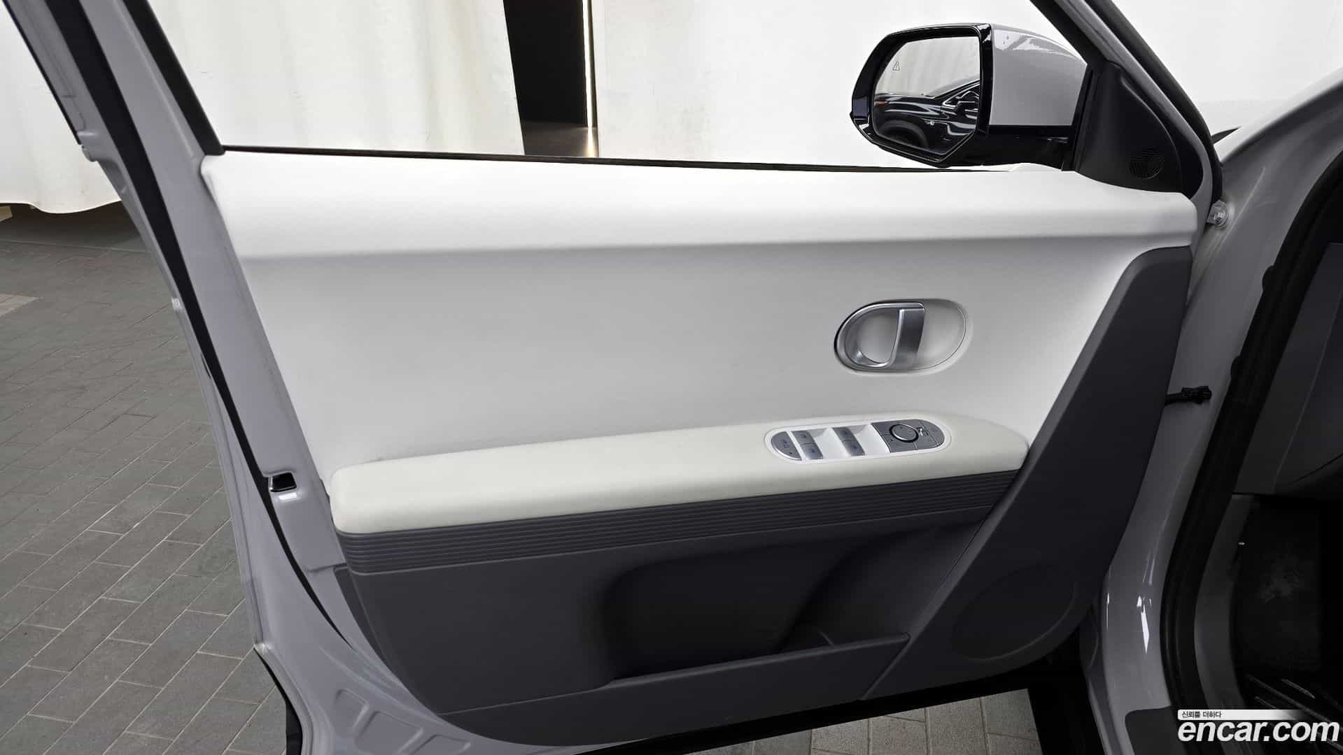 Ioniq5 Hyundai 2021.5-INNER-034