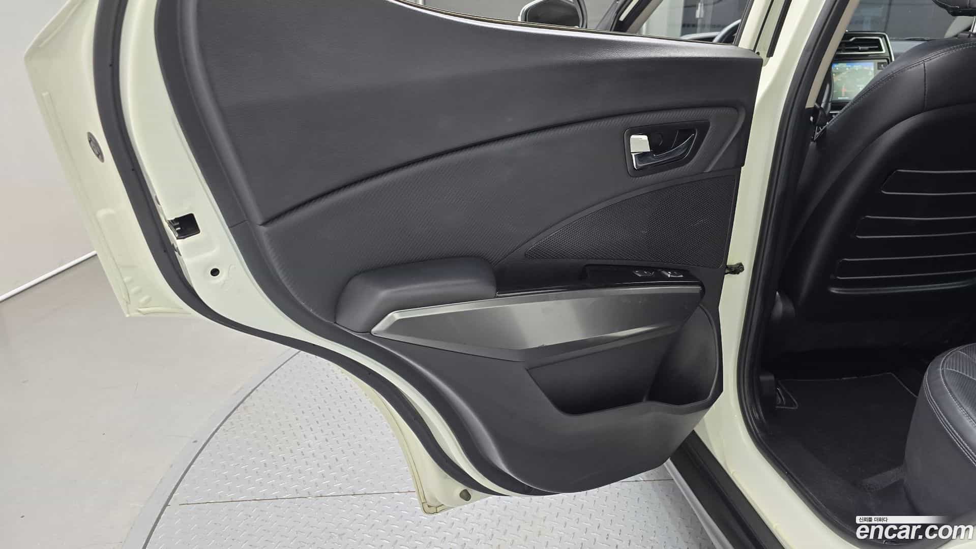 TIBOLI KG Mobility 2022.6-INNER-035