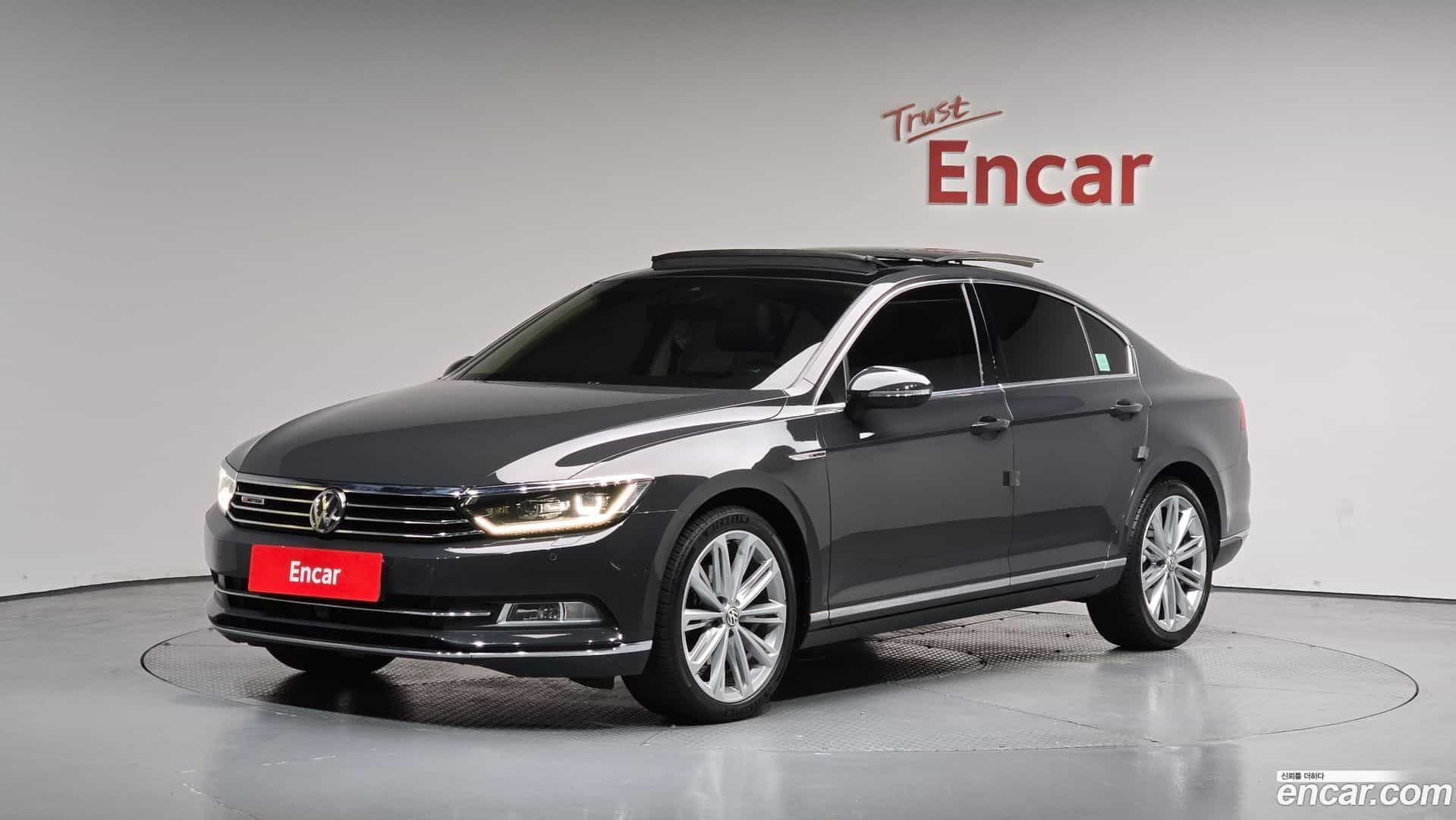 Passat Volkswagen 2018.7-OUTER-001