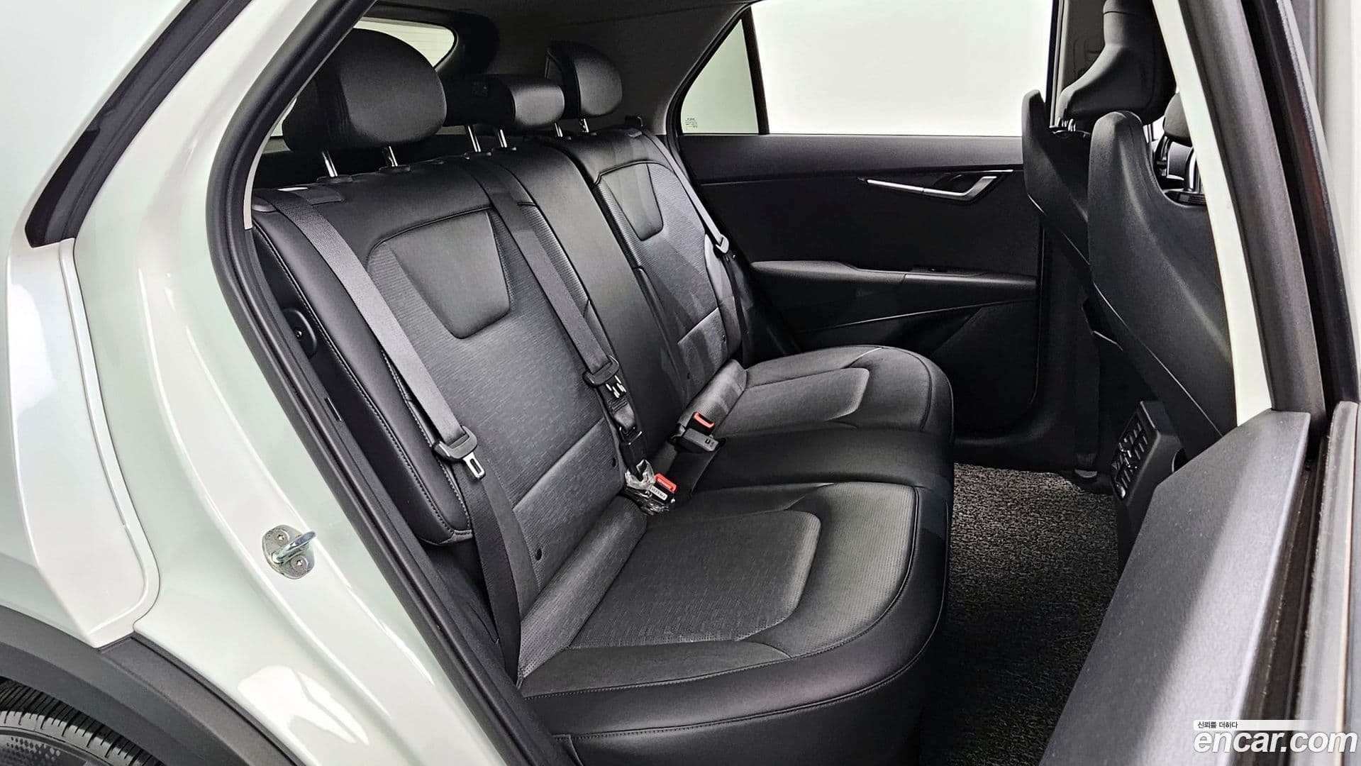 Main__Slider__Photo:Niro Kia 2022.5-11