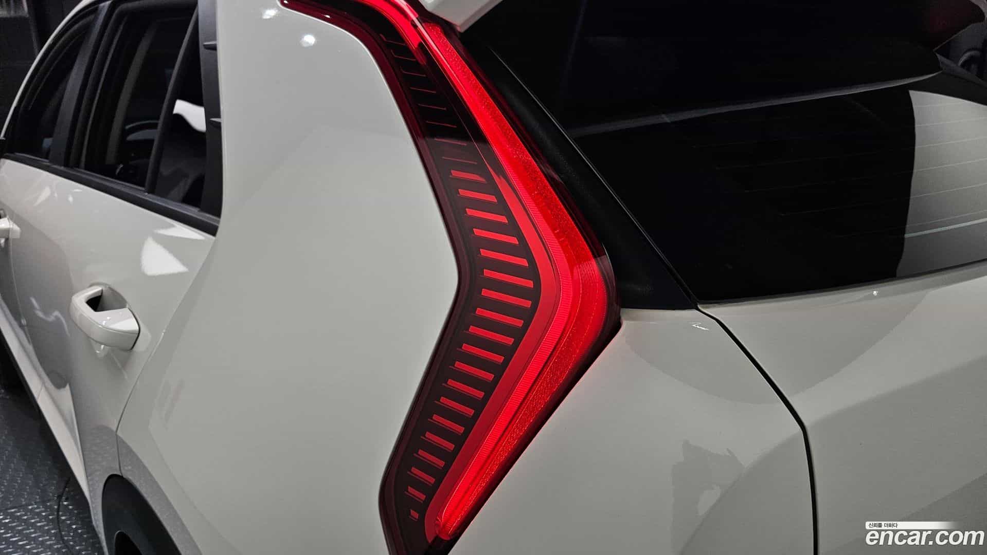 Niro Kia 2022.5-OUTER-033