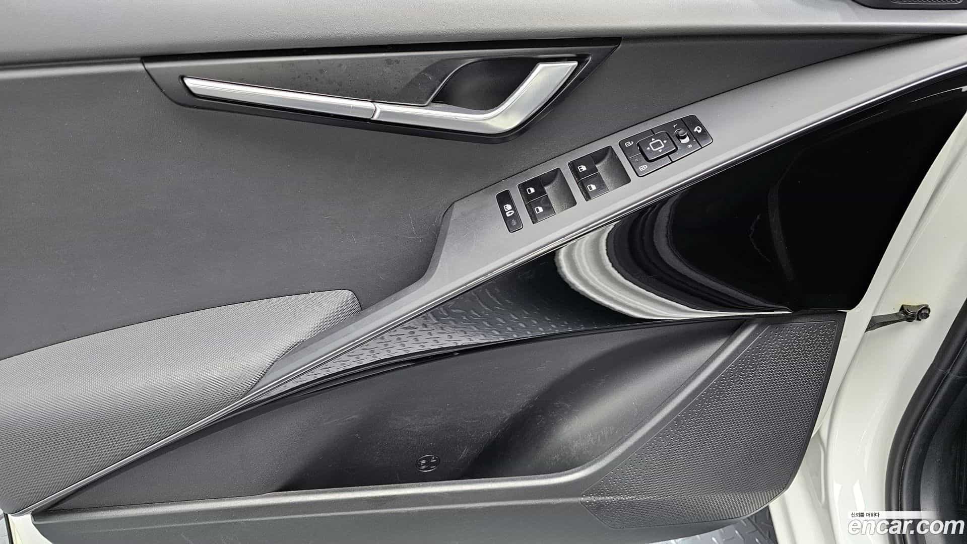 Niro Kia 2022.5-INNER-035