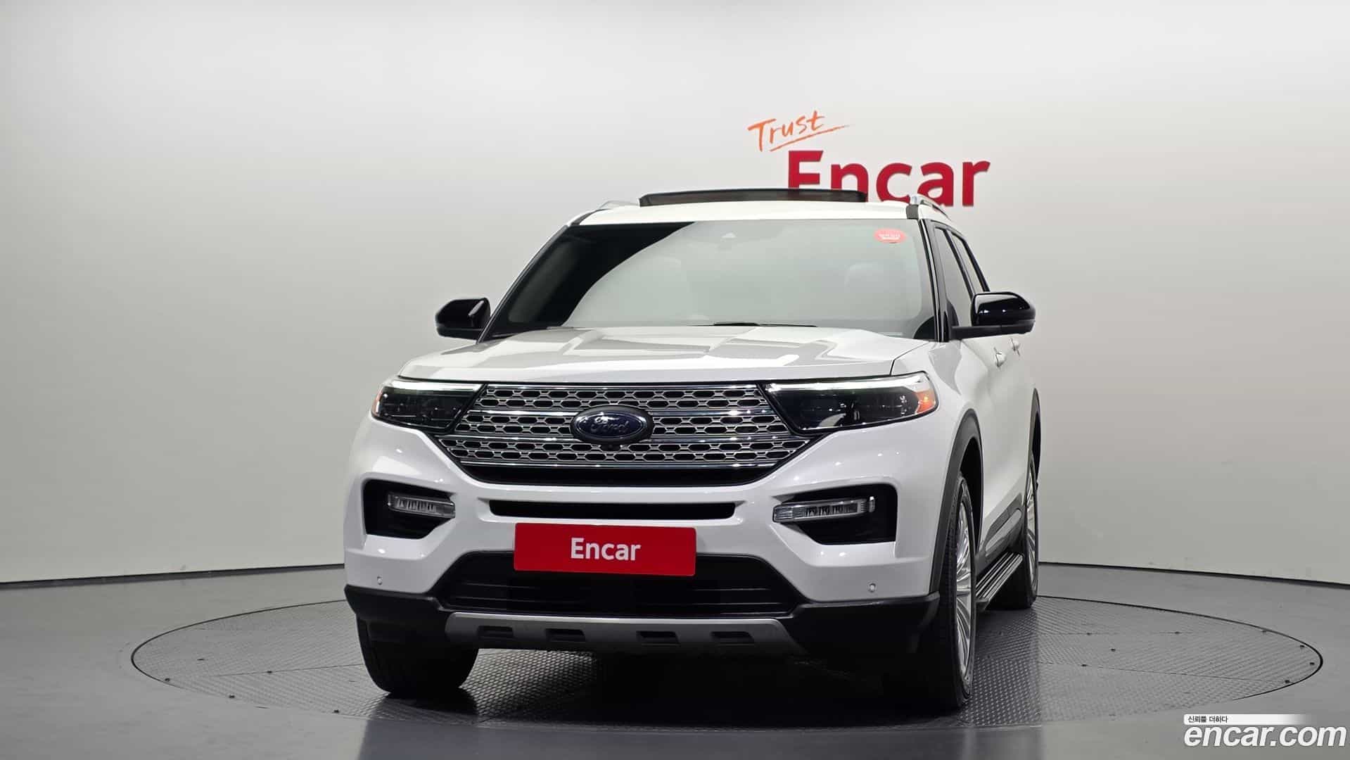 Explorer Ford 2020.11-OUTER-003