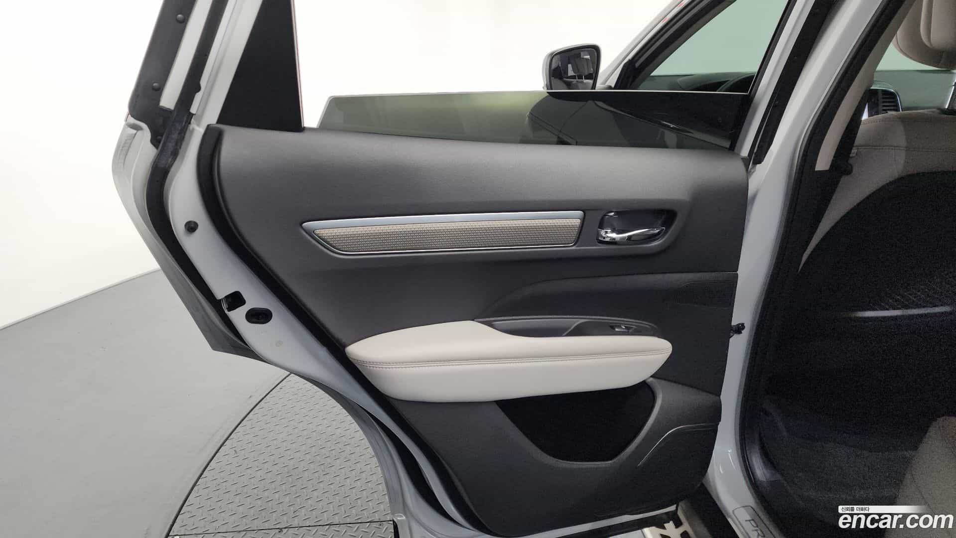 QM6 Renault Korea 2019.10-INNER-035