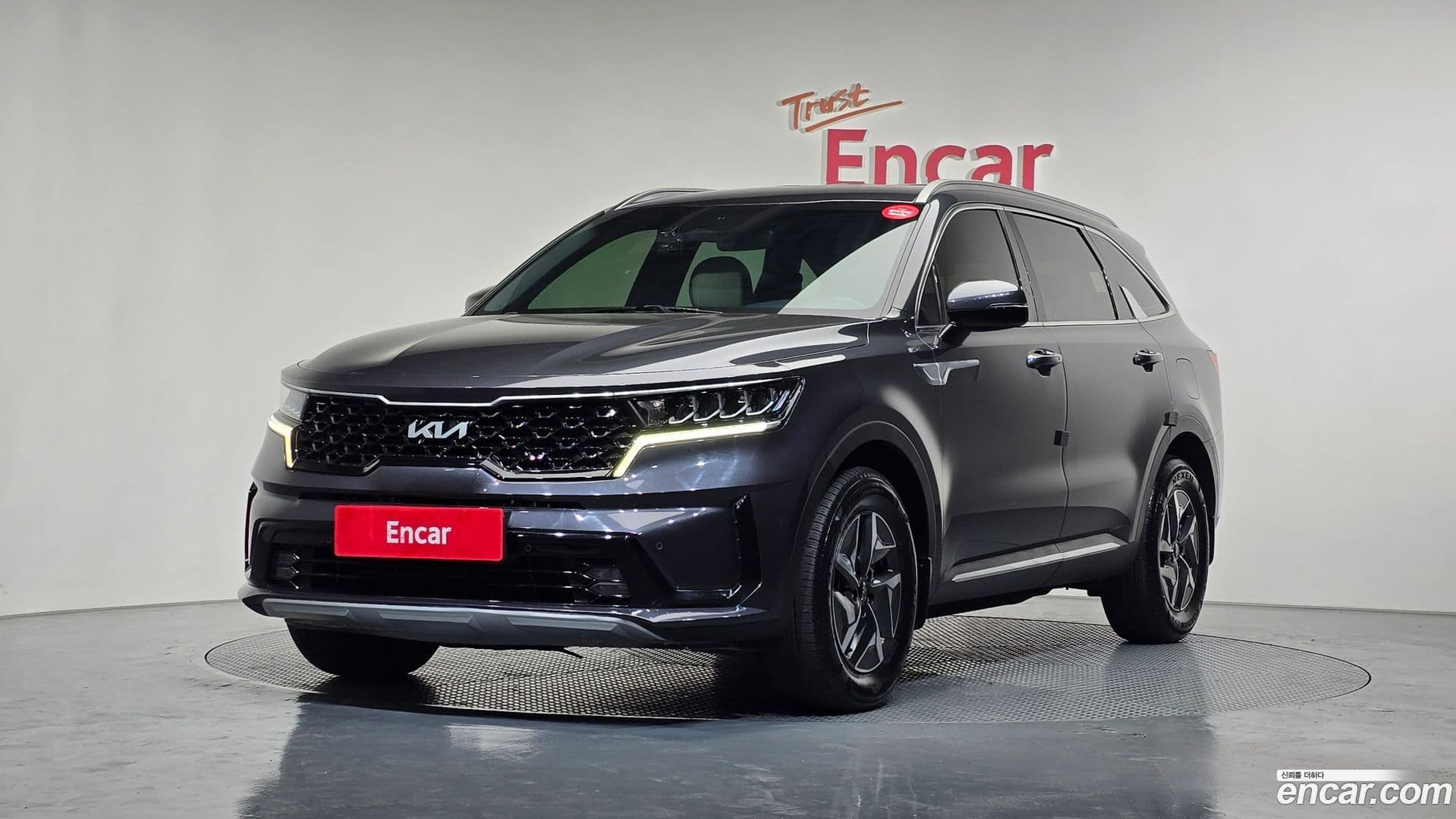 Main__Slider__Photo:Sorento Kia 2021.11-0