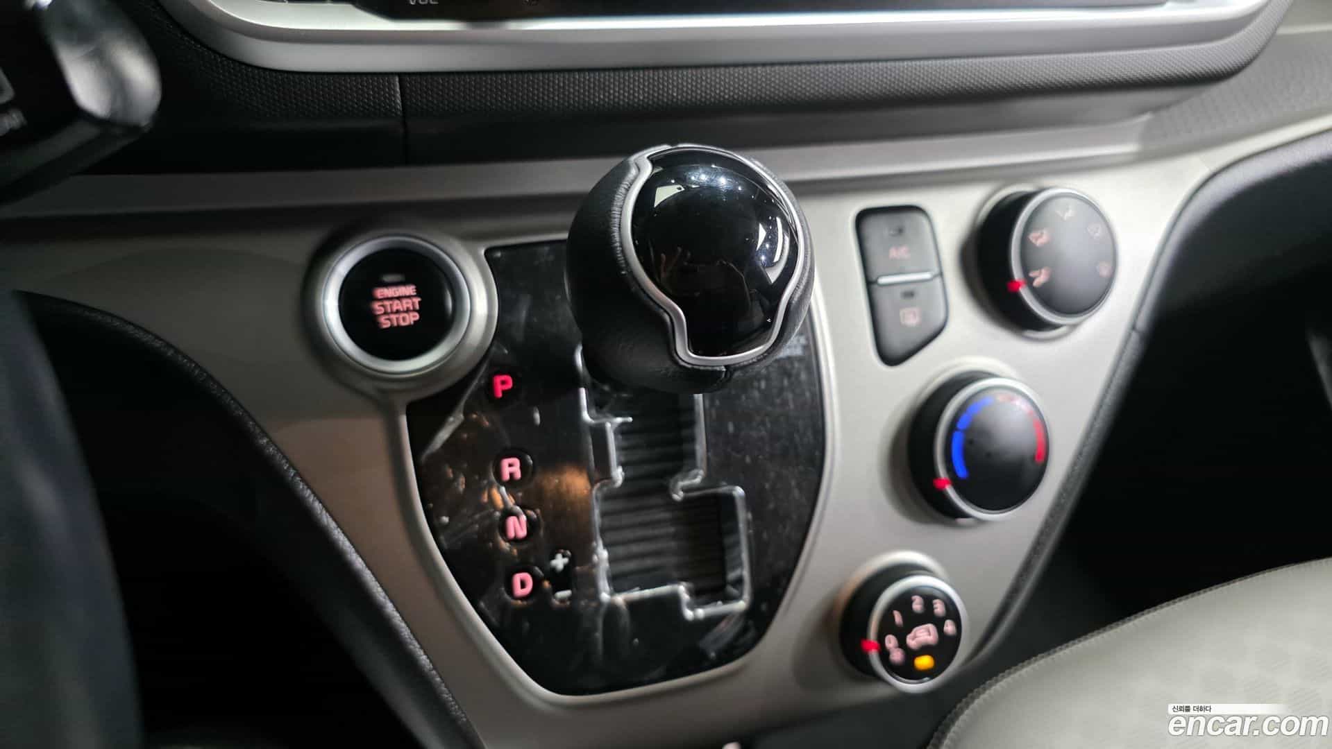 RAY Kia 2022.3-INNER-009